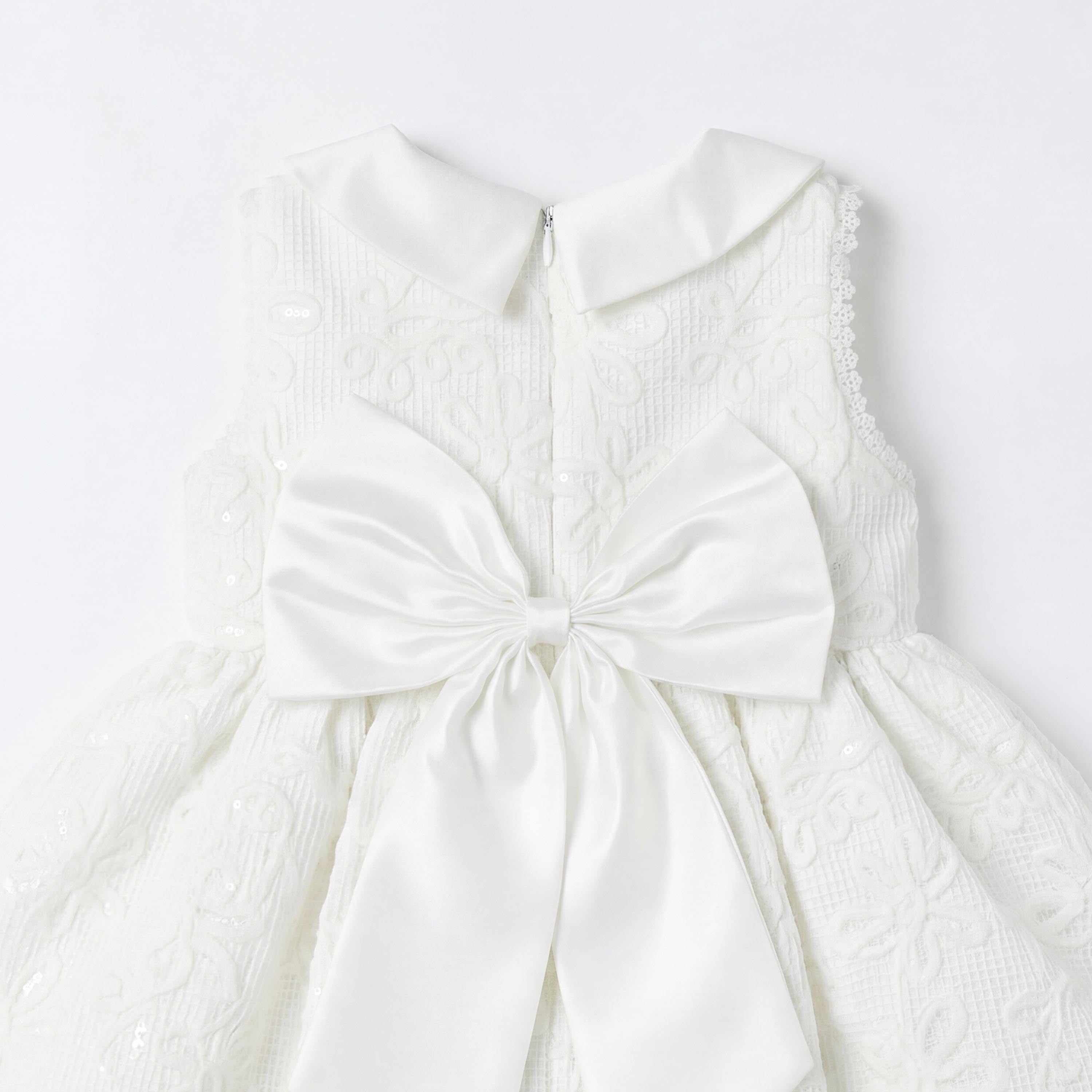 Giggles Collared Sleeveless Dress with Lace and Bow Design