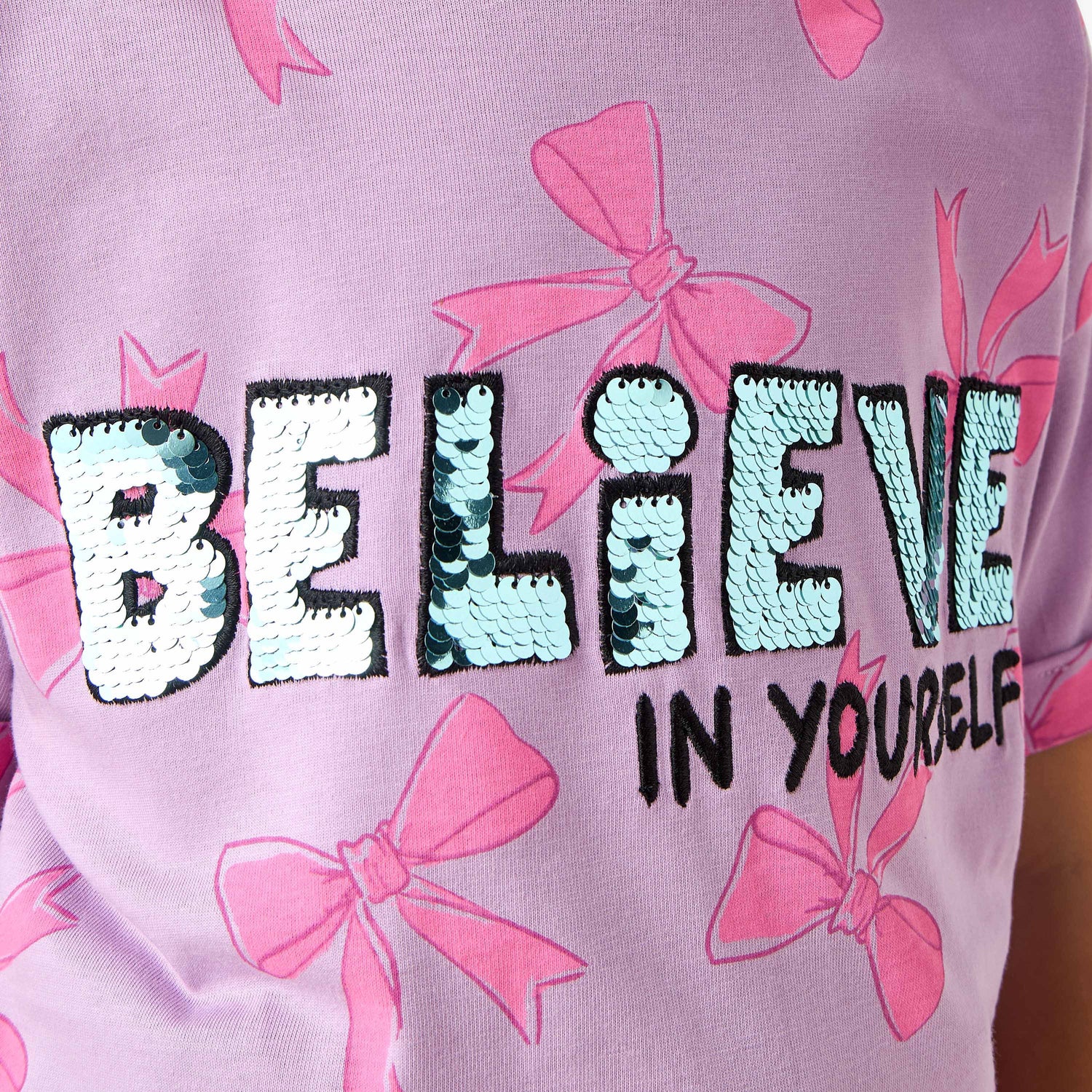 Juniors Crew Neck Short Sleeves T-shirt with Slogan Sequin Detail
