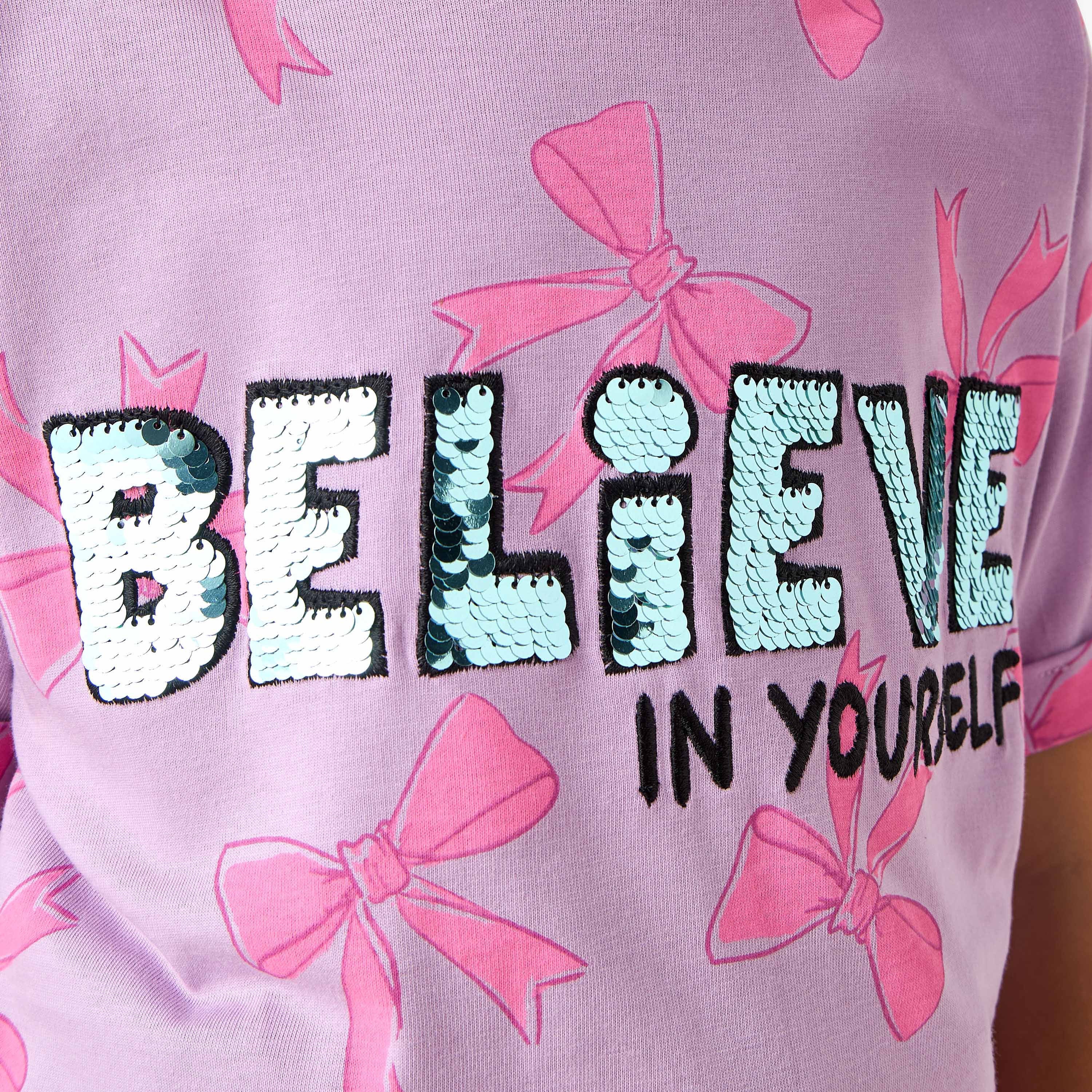 Juniors Crew Neck Short Sleeves T-shirt with Slogan Sequin Detail