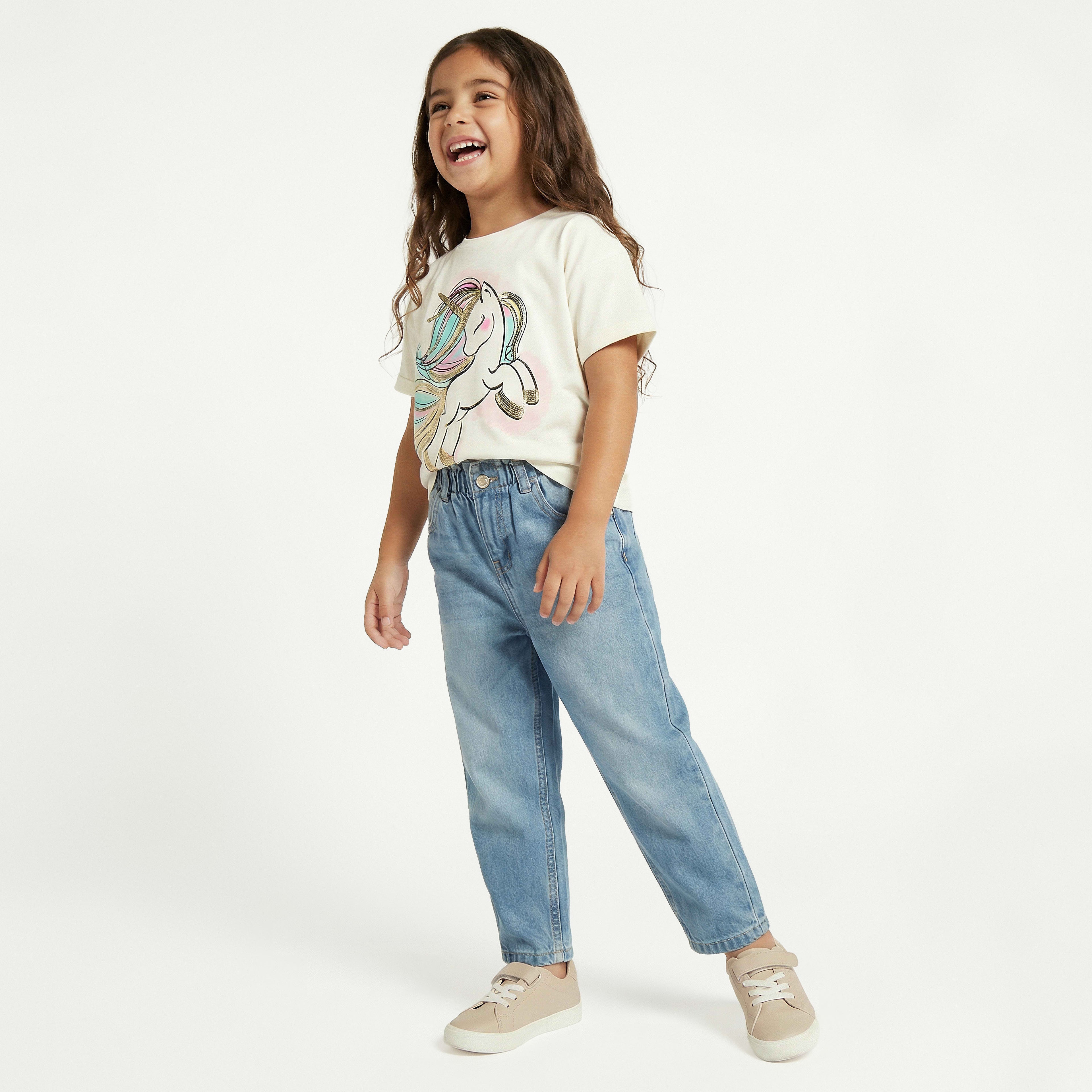 Juniors Round Neck Short Sleeves T-shirt with Unicorn Sequin Detail