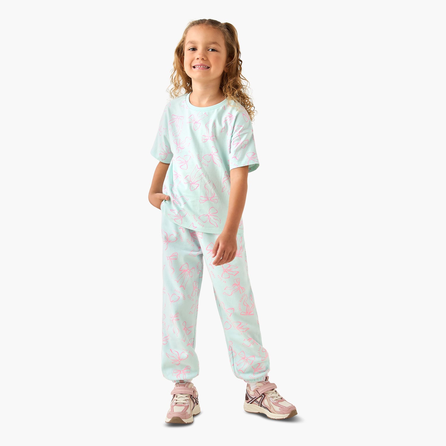 Juniors Crew Neck Short Sleeves T-shirt with Bow Print