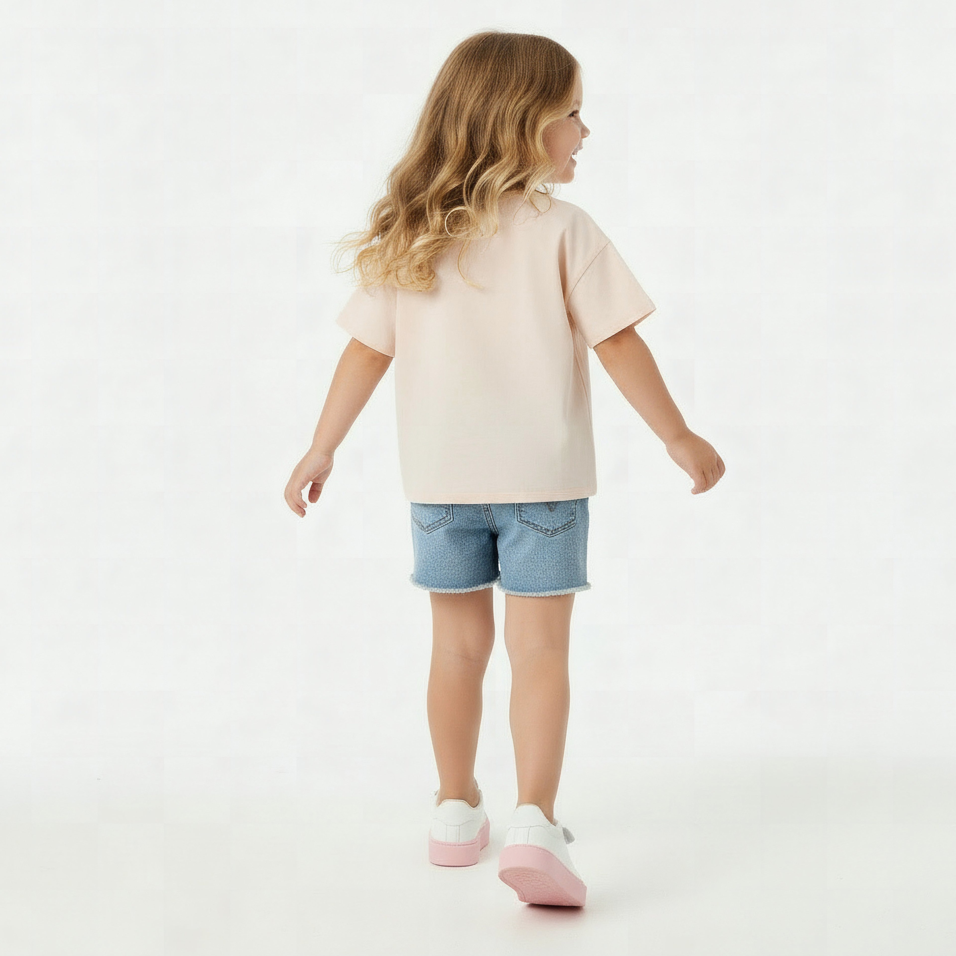 Juniors Round Neck Short Sleeves T-shirt with Bear Print