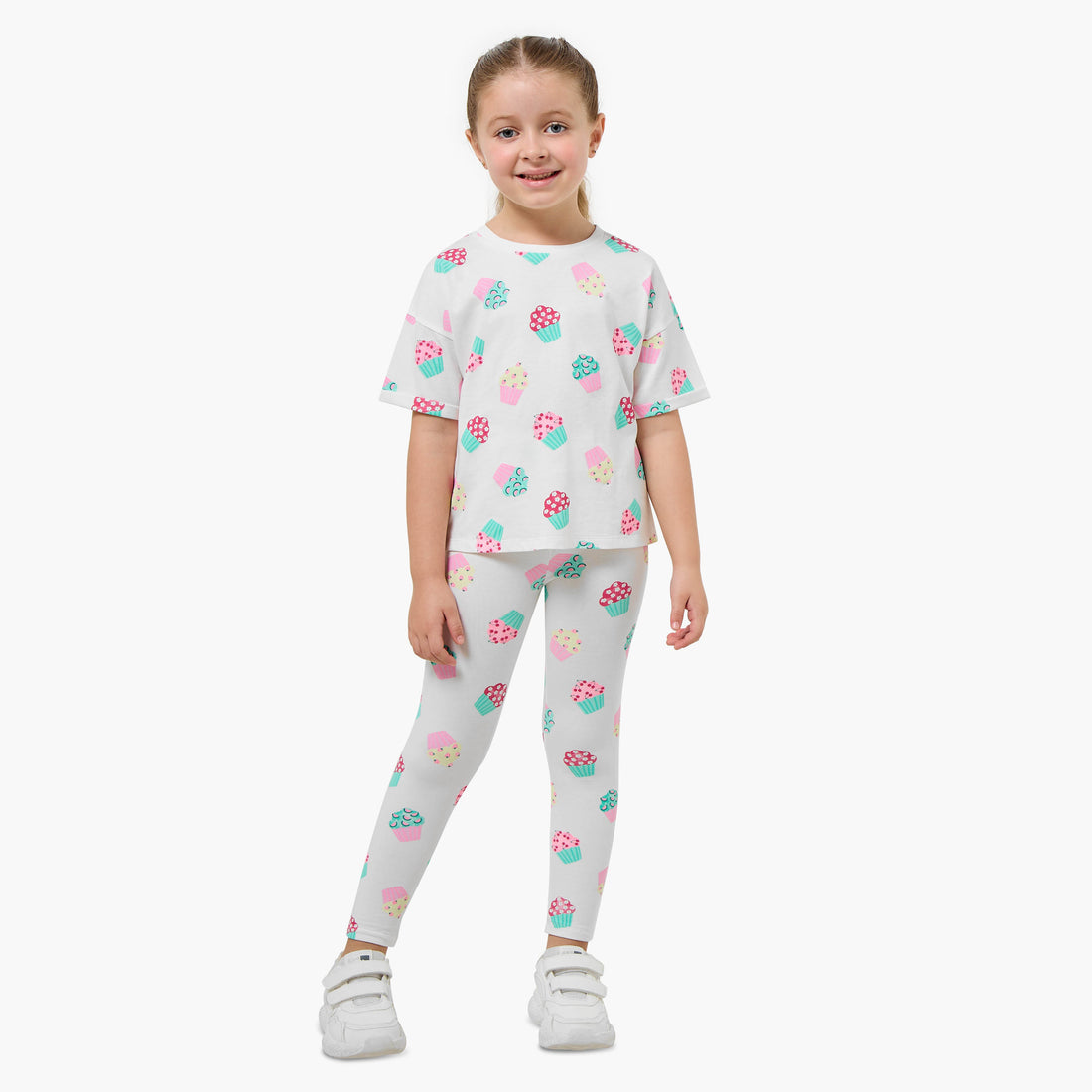 Juniors Crew Neck Short Sleeve T-shirt with Cupcake Print