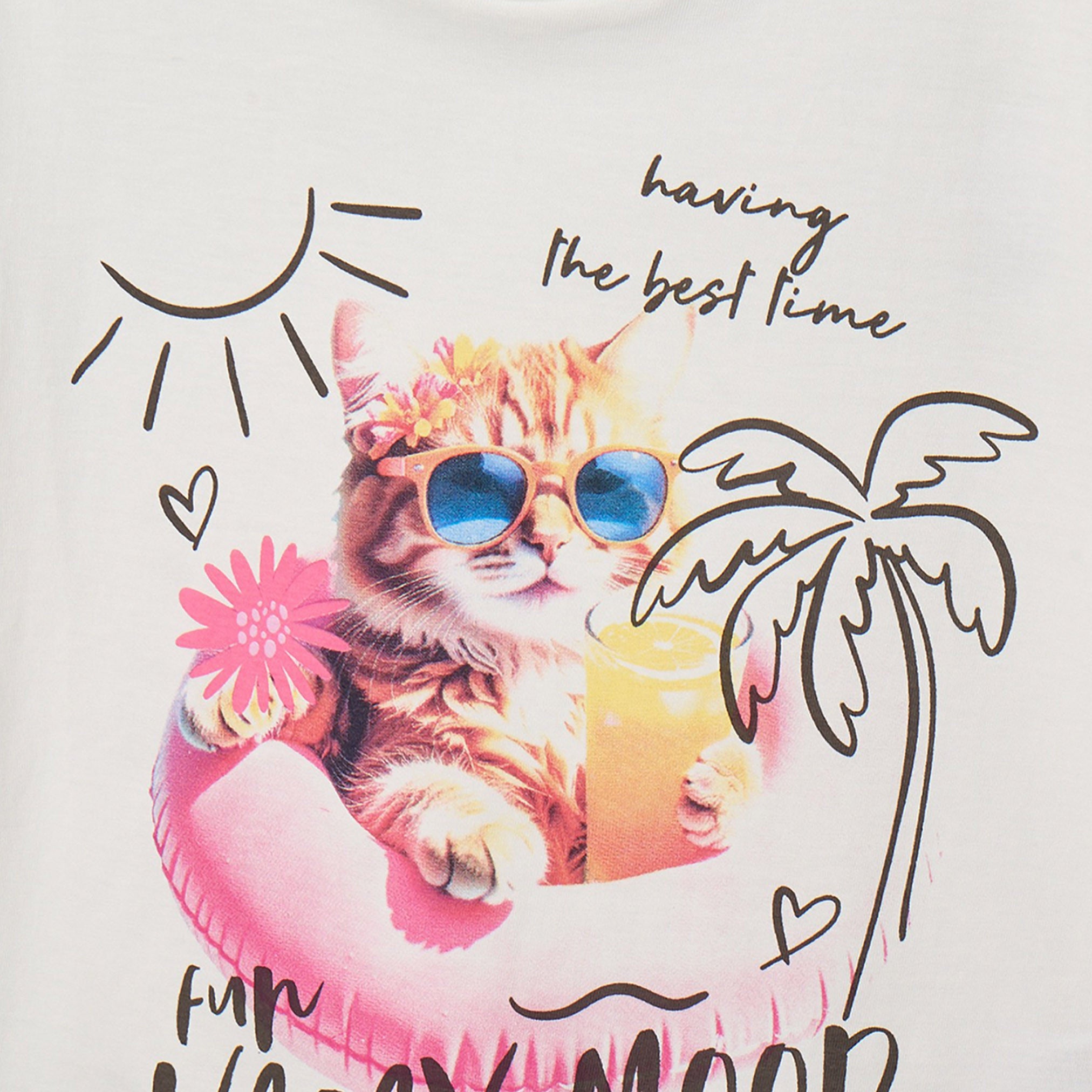 Juniors Crew Neck Short Sleeves T-shirt with Graphic Print