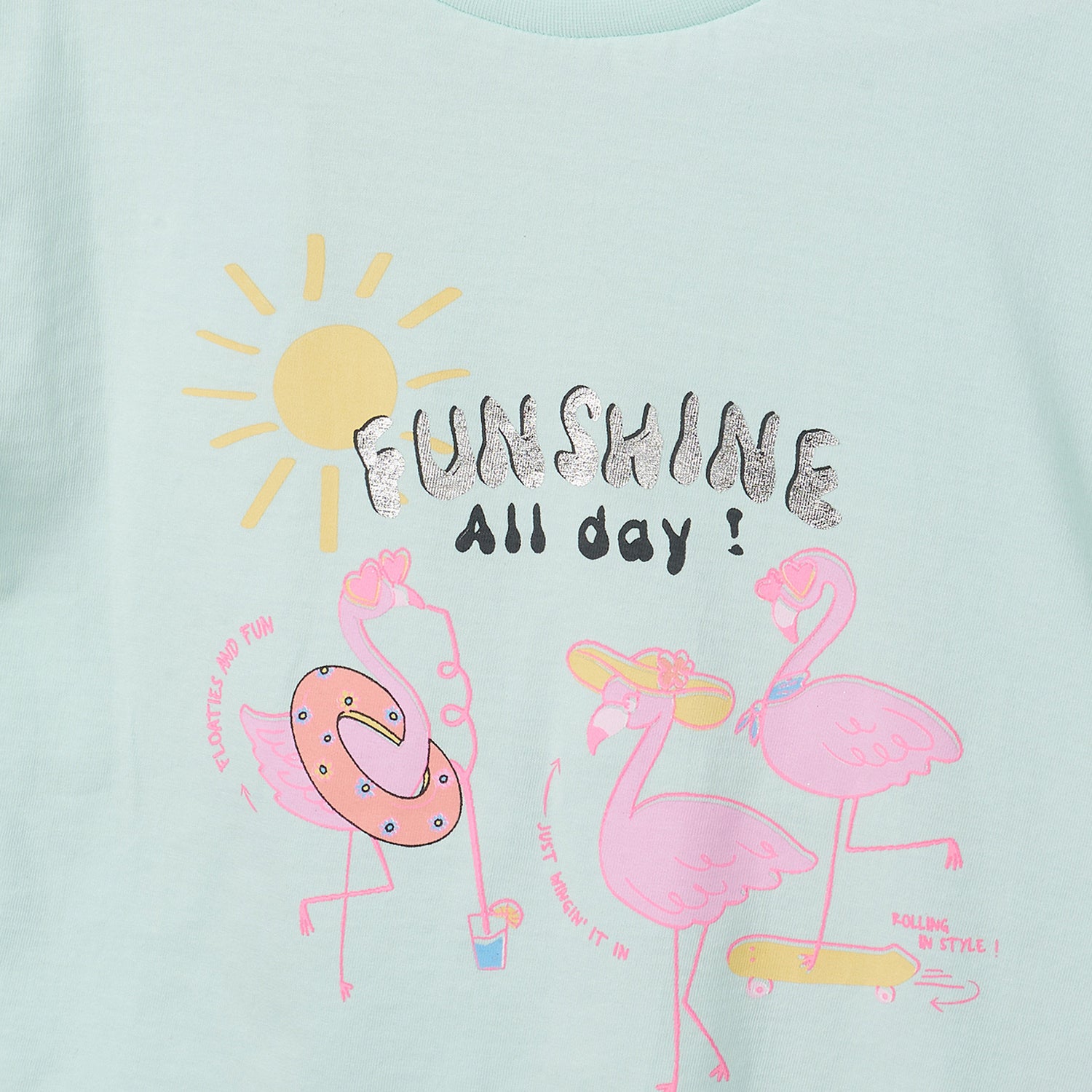 Juniors Round Neck Short Sleeves T-shirt with Flamingo Print