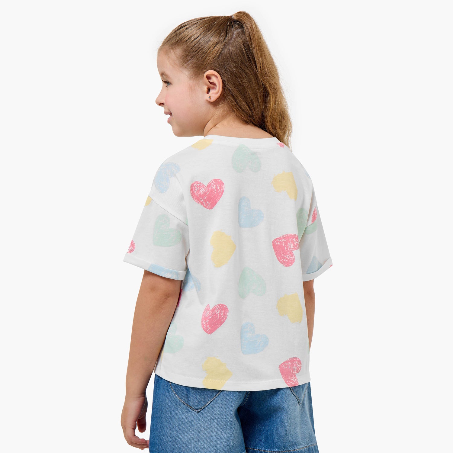 Juniors Crew Neck Short Sleeves T-shirt with Heart Print