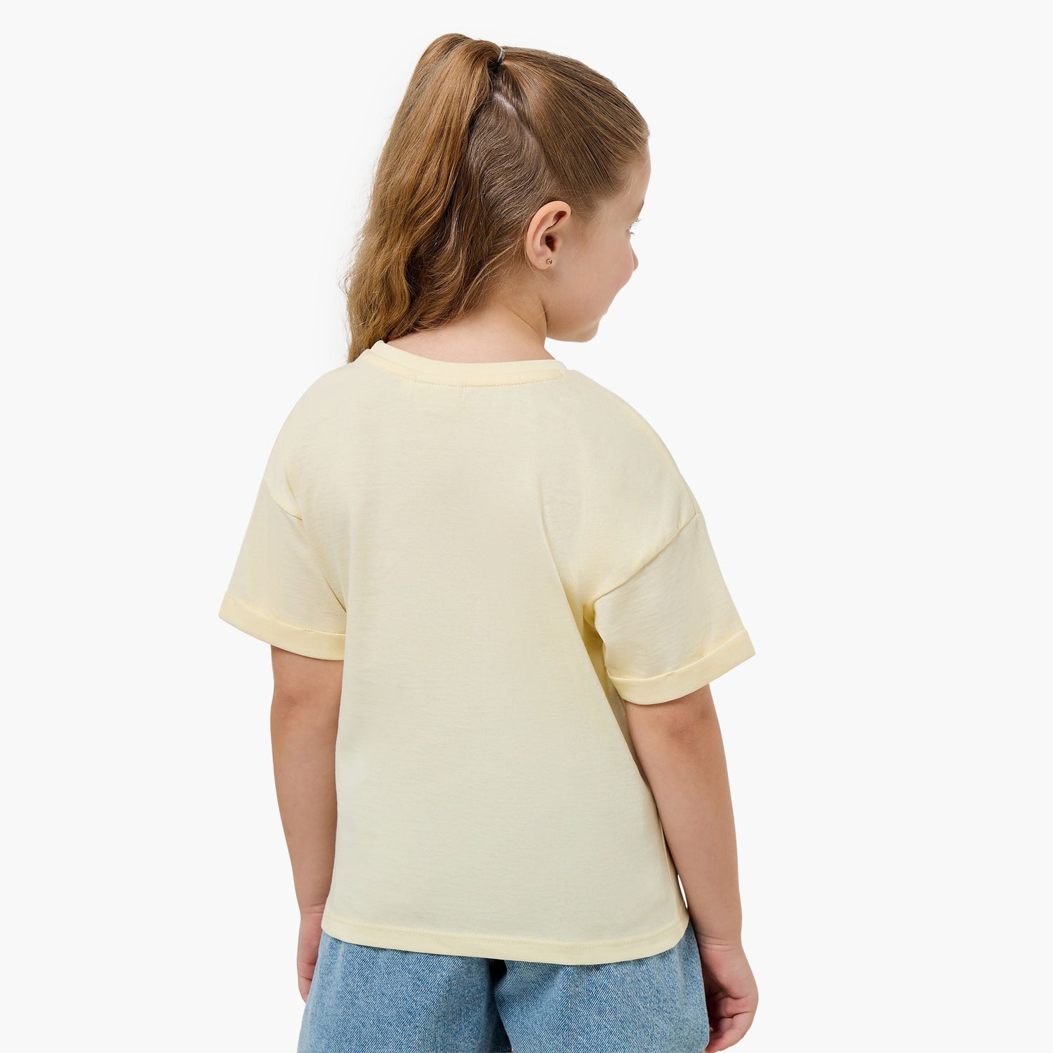 Juniors Crew Neck Short Sleeves T-shirt with Unicorn Sequin Detail