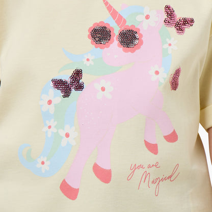 Juniors Crew Neck Short Sleeves T-shirt with Unicorn Sequin Detail