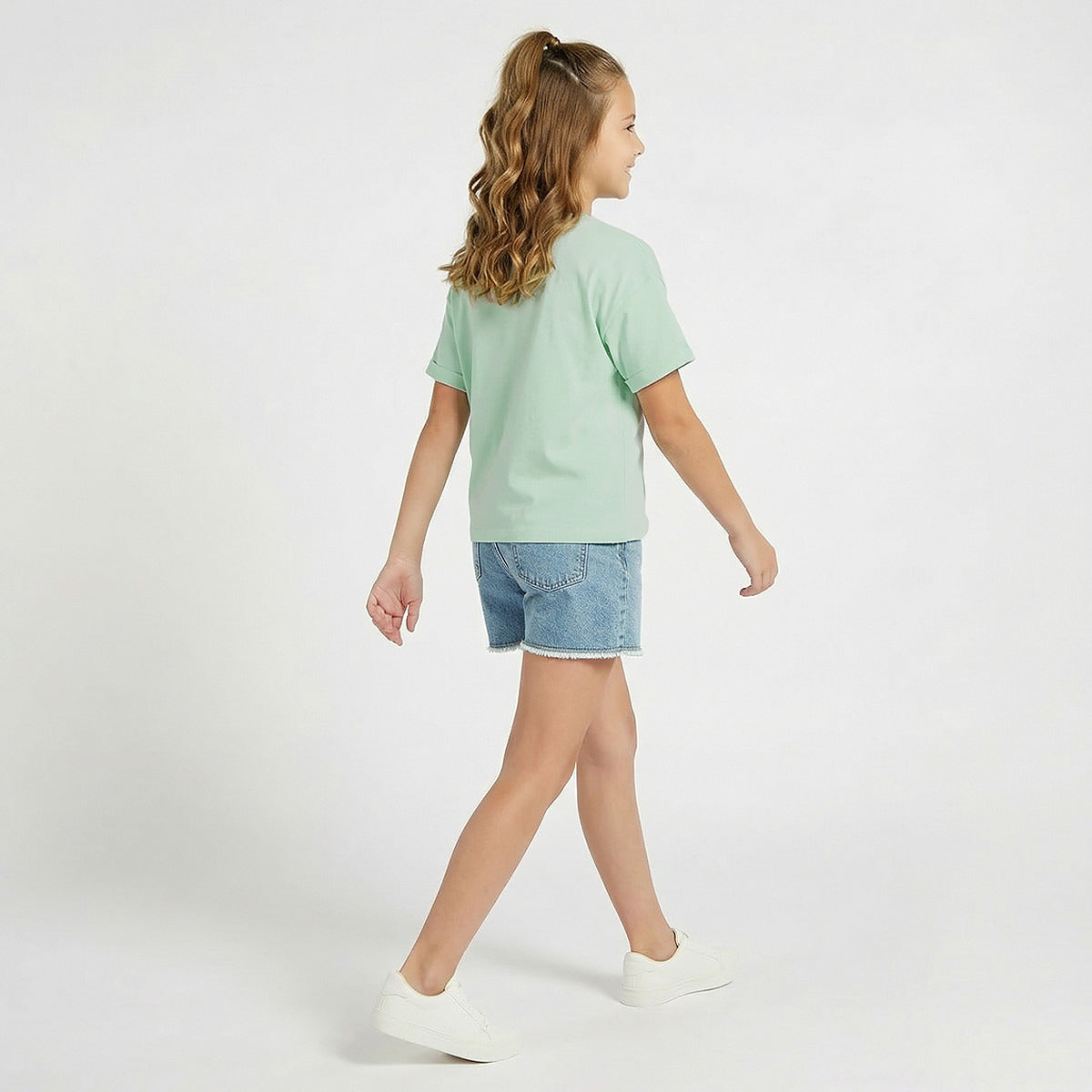 Juniors Crew Neck Short Sleeve T-shirt with Bunny Print