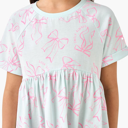 Juniors Round Neck Short Sleeve Dress with Bow Print