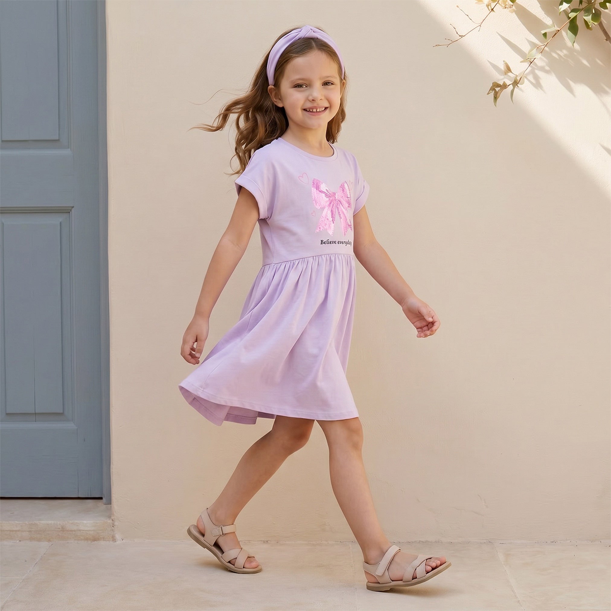 Juniors Round Neck Short Sleeves Knee Length A-line Dress with Bow Print