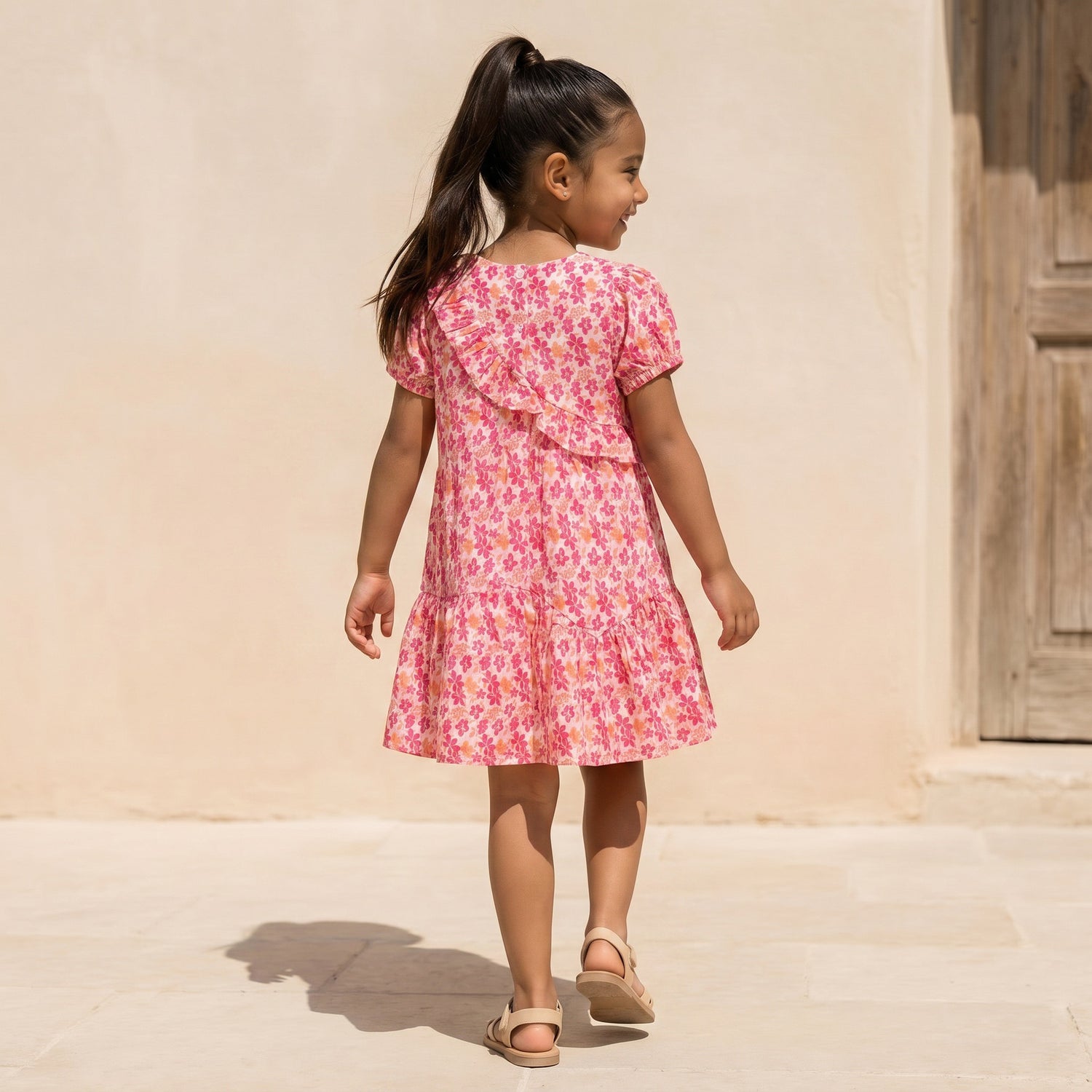 Juniors Round Neck Short Sleeves Knee Length A-line Dress with Floral Print