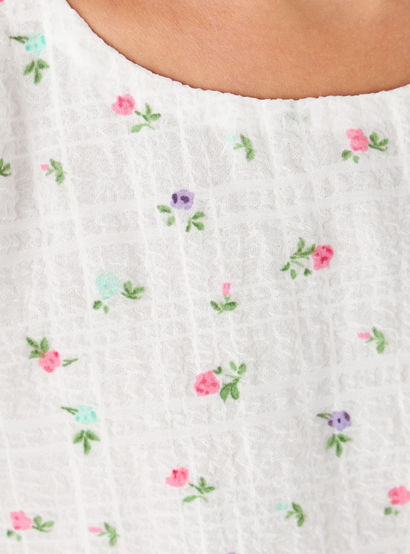 Juniors Round Neck Balloon Sleeve Dress with Heart Applique-girls-clothing-dressesandjumpsuits-image-5