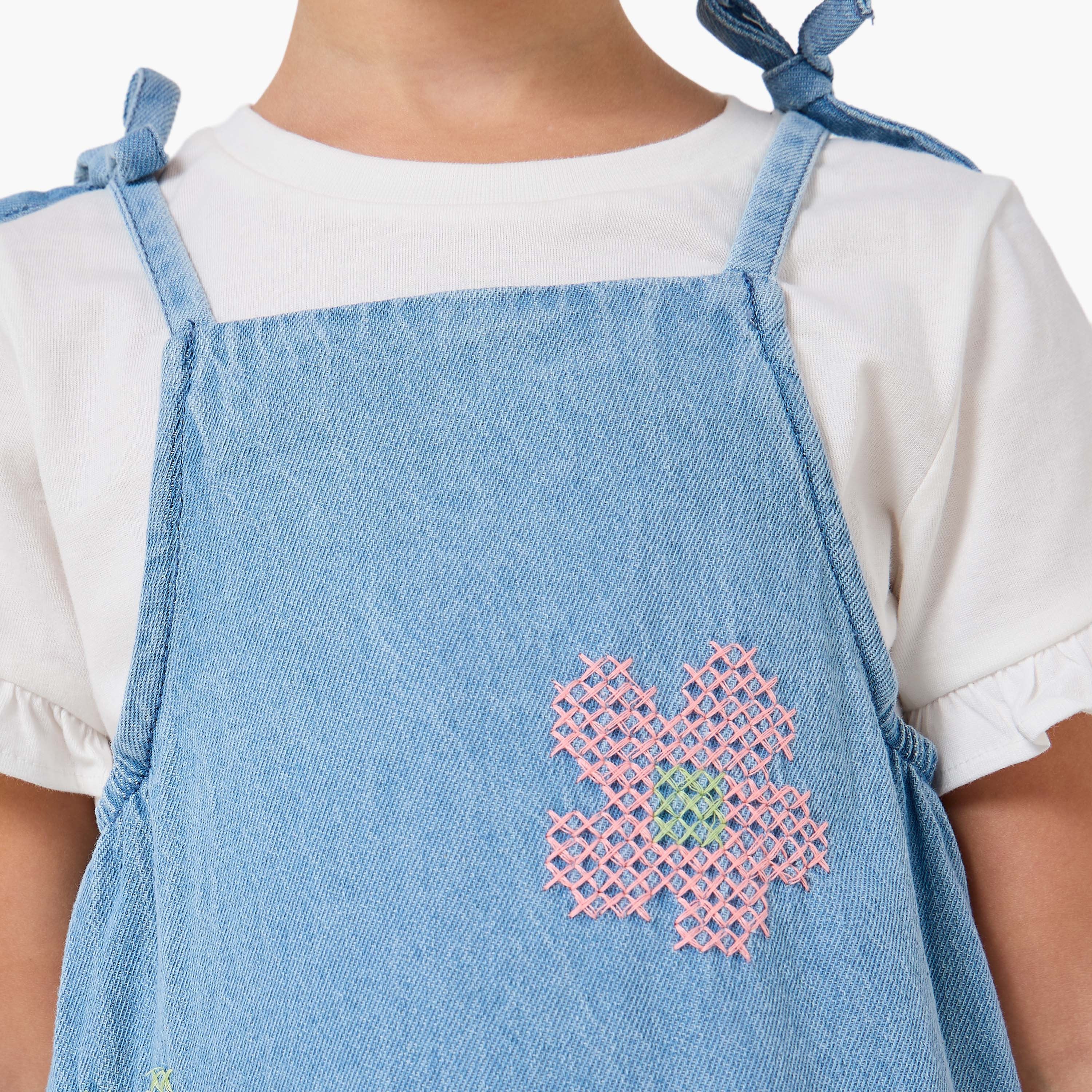 Juniors Round Neck Short Sleeves Pinafore with T-shirt