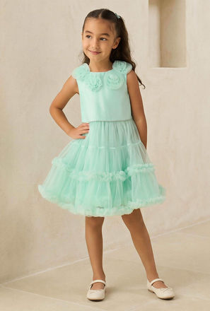 Juniors Round Neck Sleeveless Tiered Prom Dress with Floral Applique