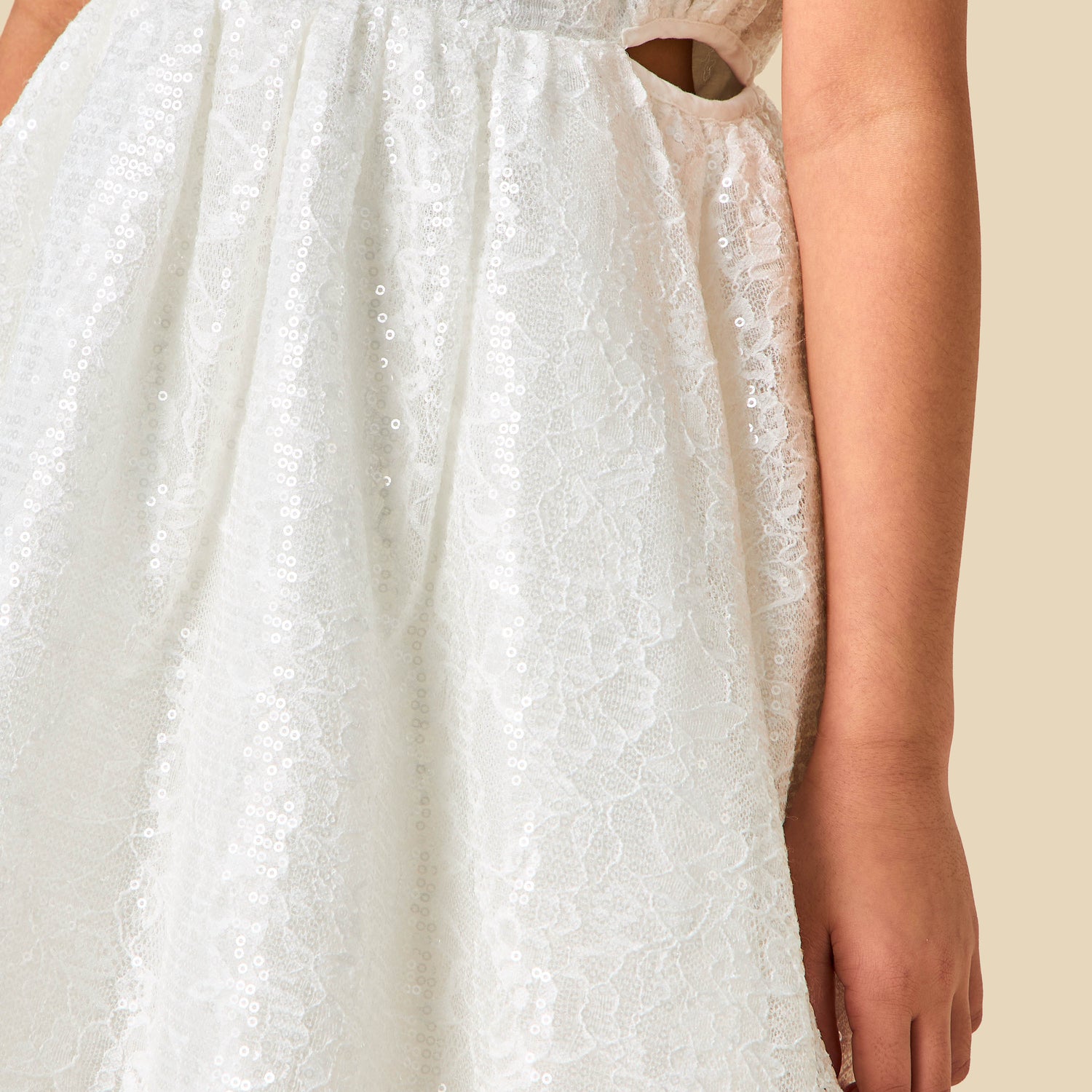 Juniors Round Neck Short Sleeves A-line Dress with Sequin Embellishments