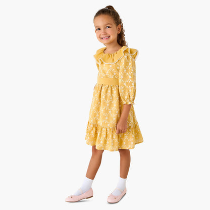 Eligo Round Neck 3/4 Sleeve Dress with Tie-Up Belt