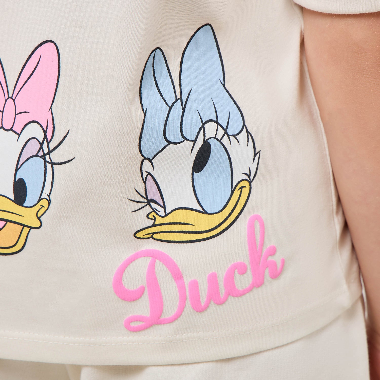 Disney Round Neck Short Sleeve T-shirt with Daisy Duck Print