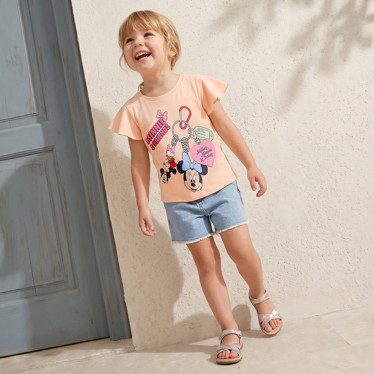 Disney Round Neck Short Sleeves T-shirt with Minnie Mouse and Friends Print