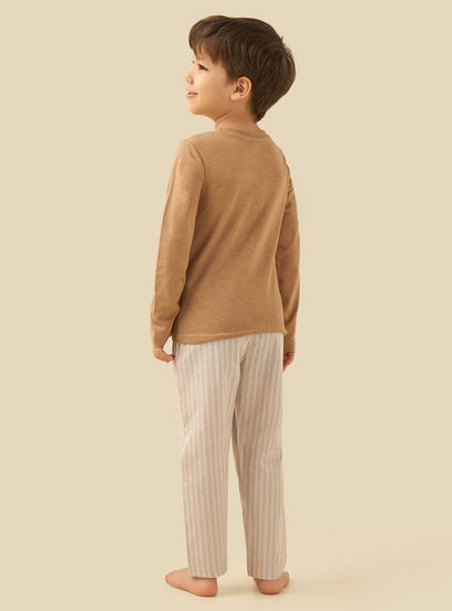 Juniors Cotton Crew Neck Long Sleeve Pyjama Set with Drawstring Closure-boys-clothing-nightwear-image-4