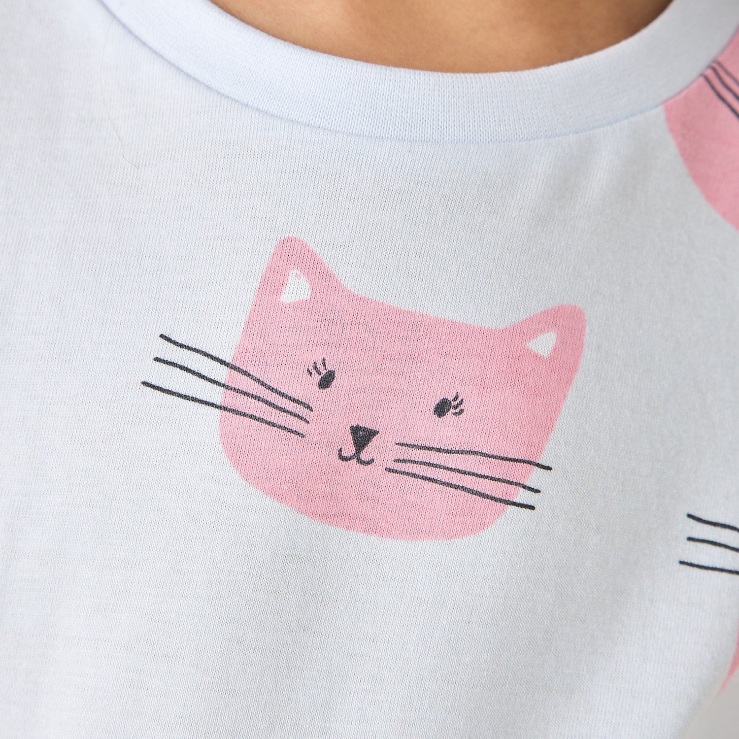 Juniors Cotton Crew Neck Long Sleeves Pyjama Set with Cat Print