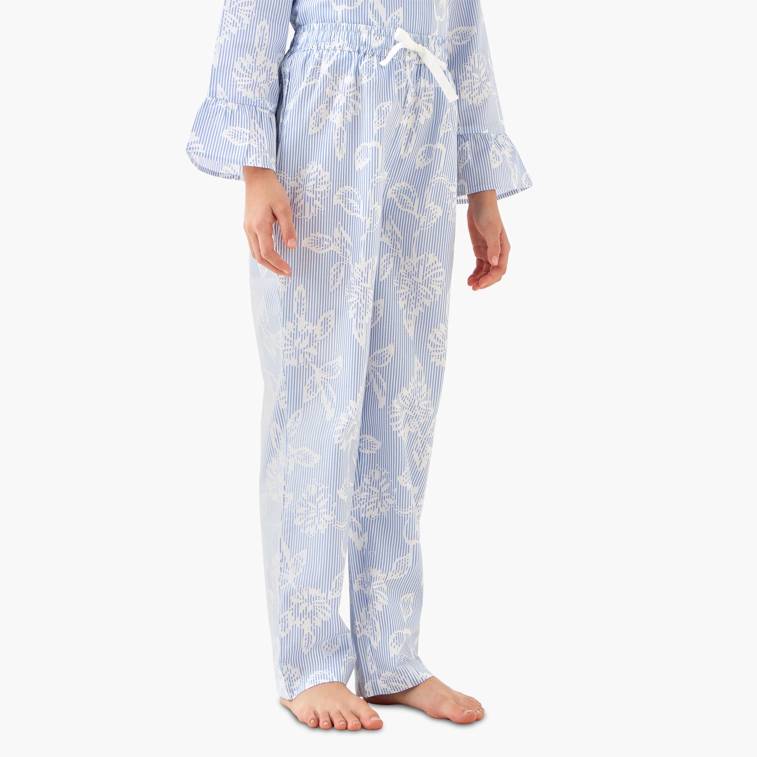 Juniors Cotton Ruffled Neck Long Sleeves Pyjama Set with Floral Print