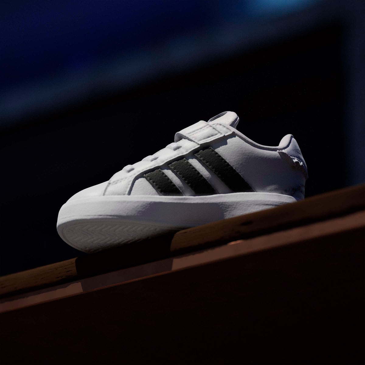 Adidas Girls Grand Court 3.0 EL Hook &amp; Loop Ankle Sneakers