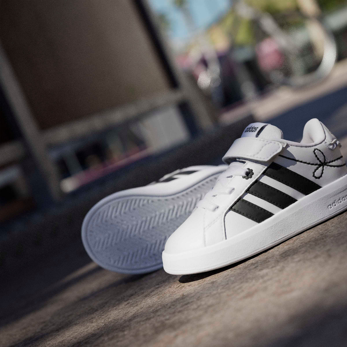 Adidas Girls Grand Court 3.0 EL Hook &amp; Loop Ankle Sneakers