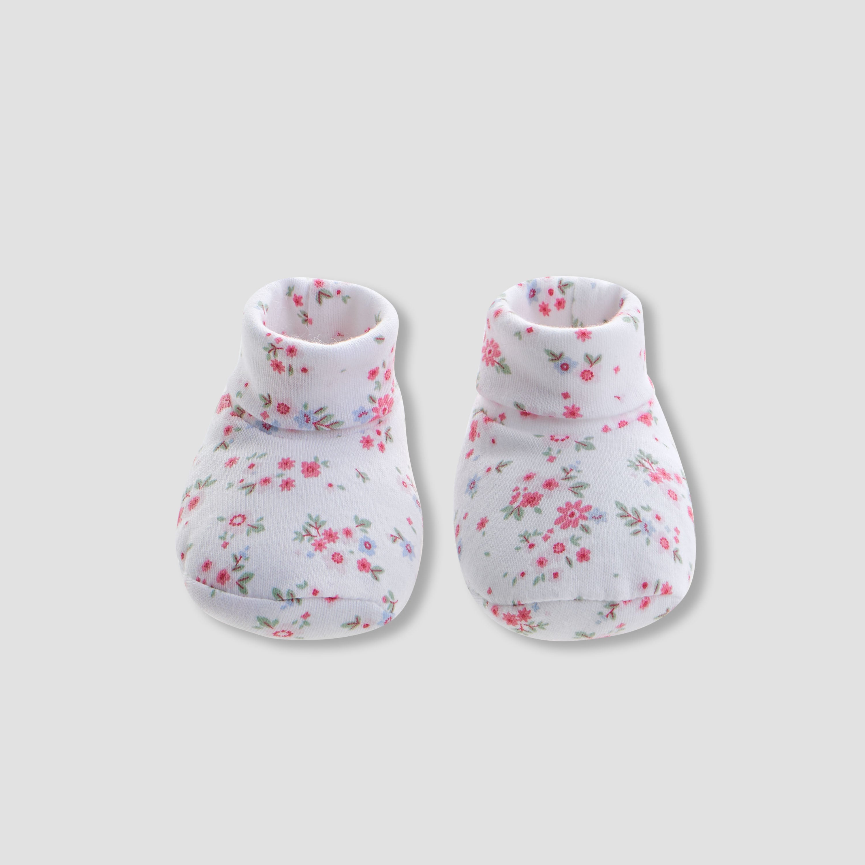 Juniors 12-Piece Assorted Clothing Gift Set