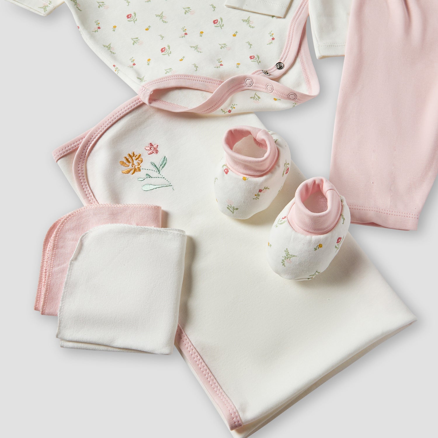 Juniors 10-Piece Printed Clothing Gift Set