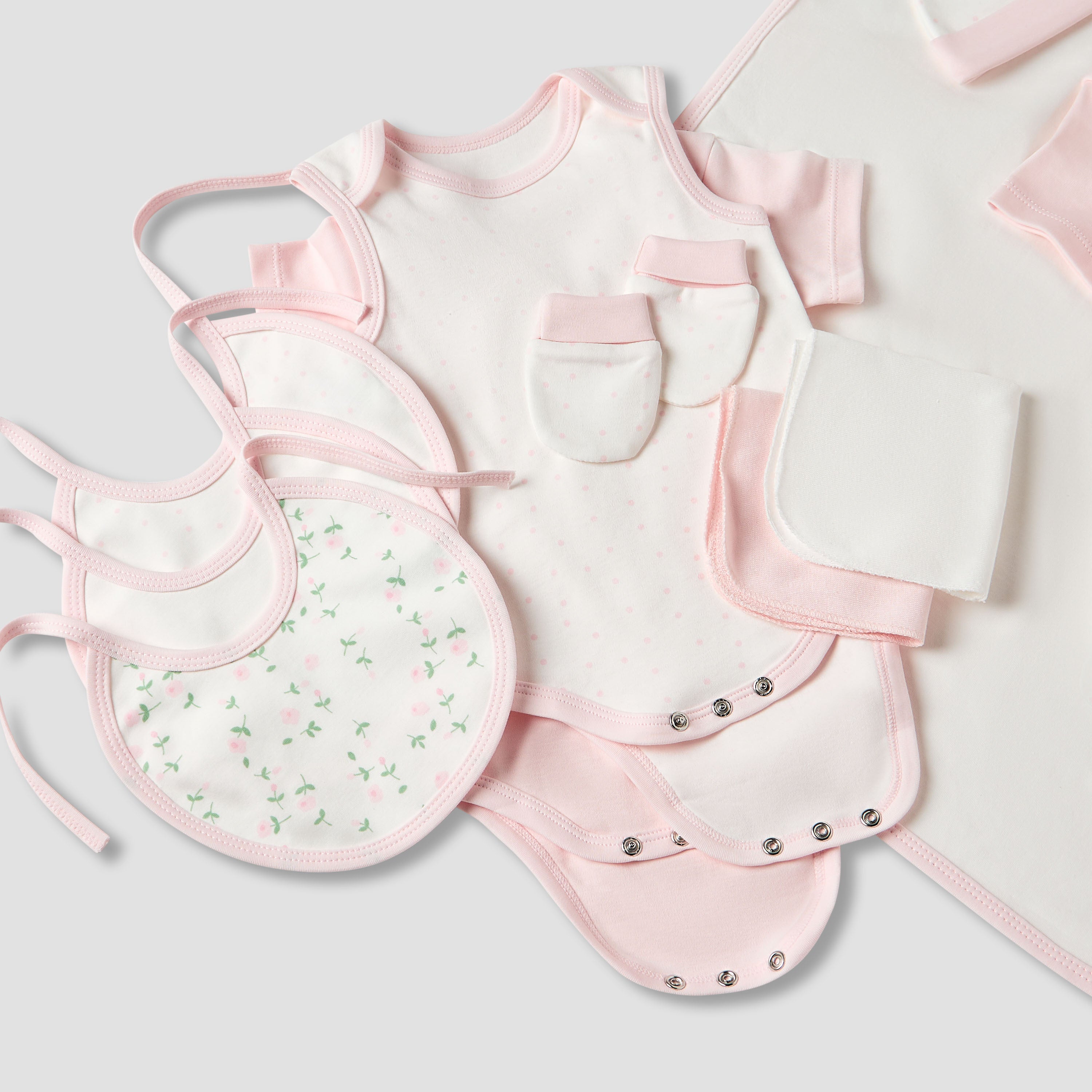 Juniors 21-Piece Assorted Clothing Gift Set