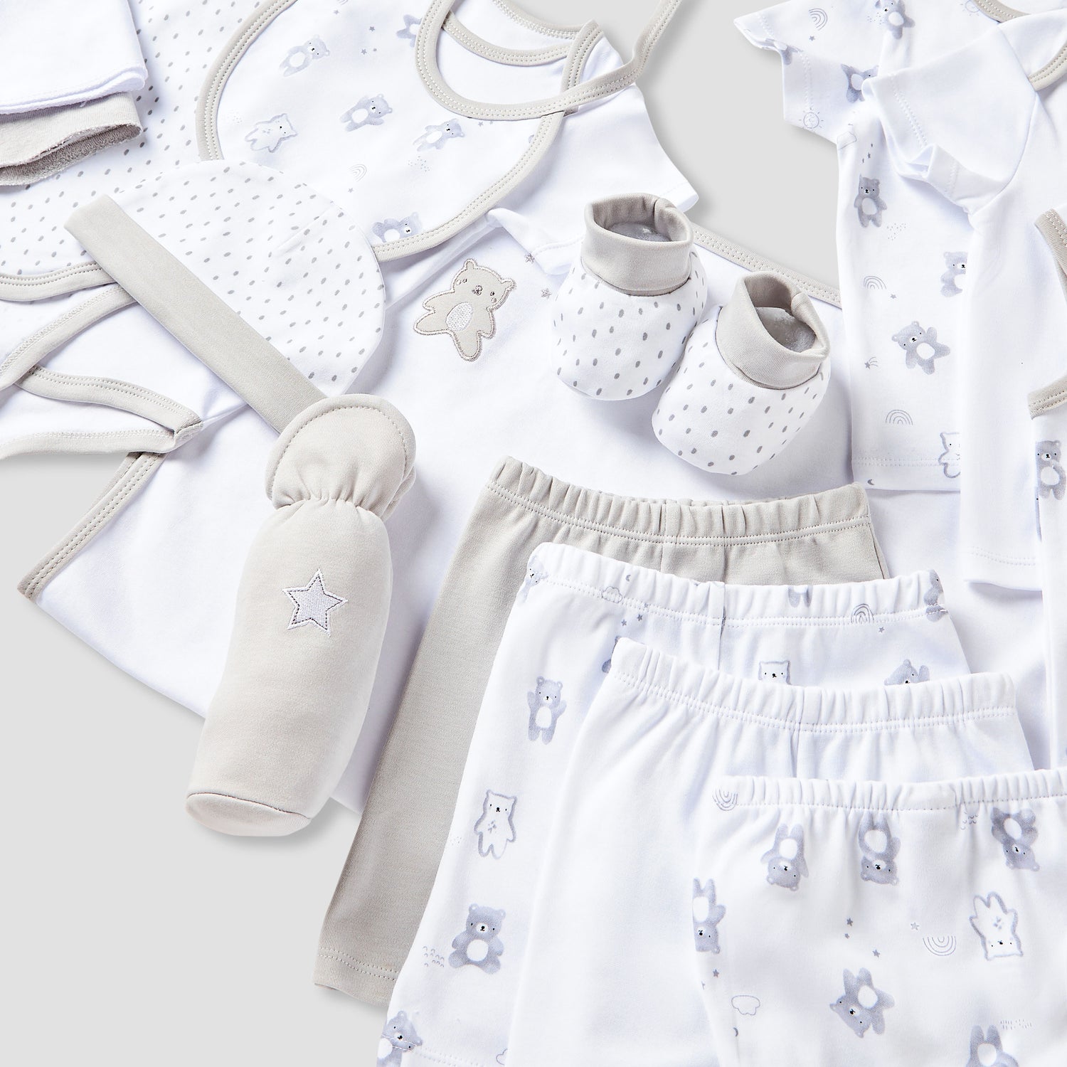 Juniors 21-Piece Assorted Clothing Gift Set