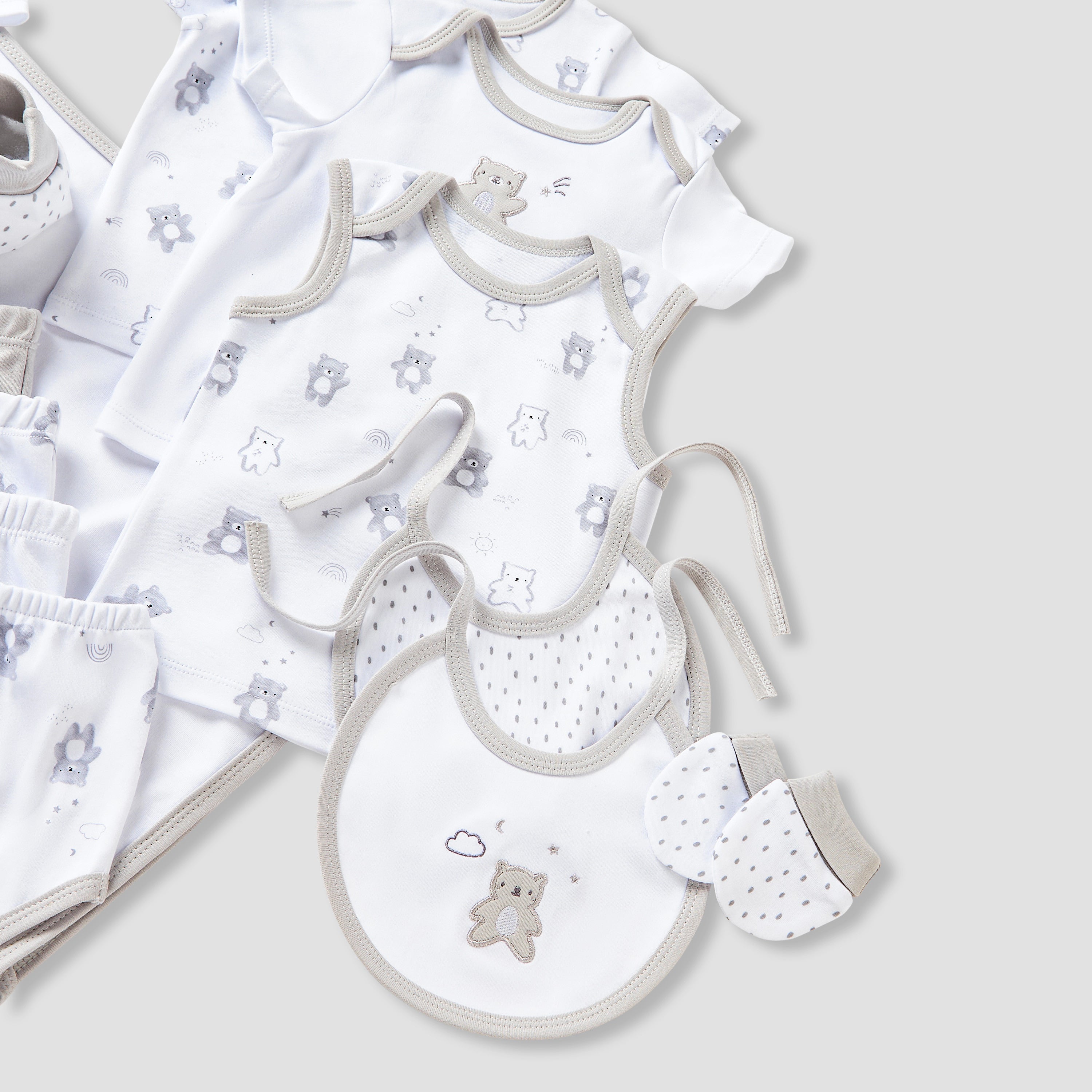 Juniors 21-Piece Assorted Clothing Gift Set