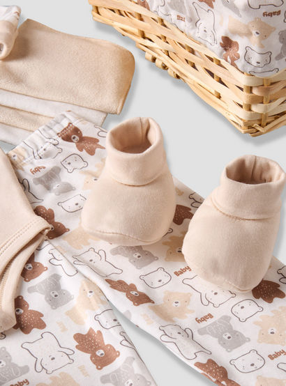 Set of 12 Juniors Clothing Gift Set with Bear Print-baby-boys-clothing-setsandcoords-image-12