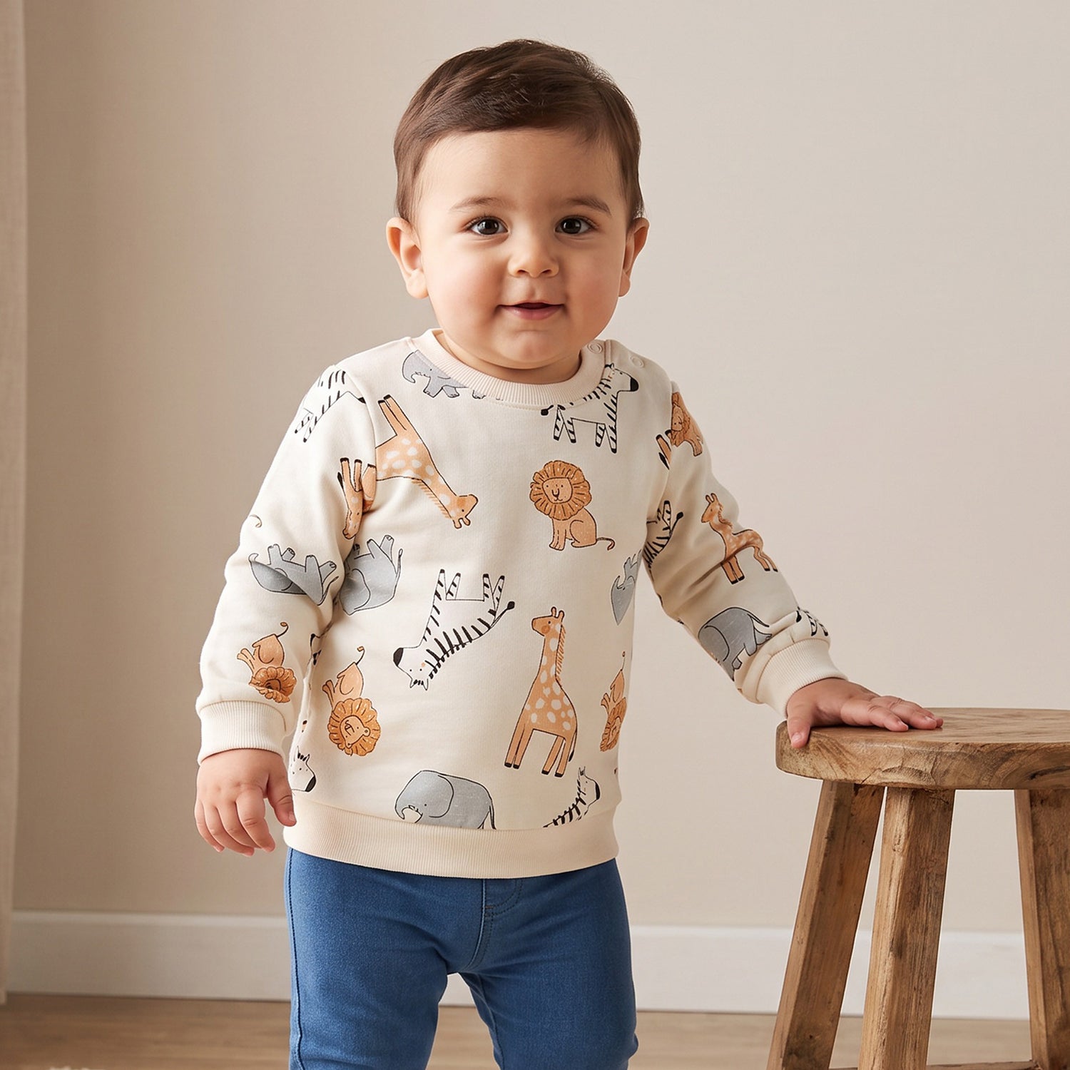 Juniors Safari Print Sweatshirt with Long Sleeves - White / 12-18 mths