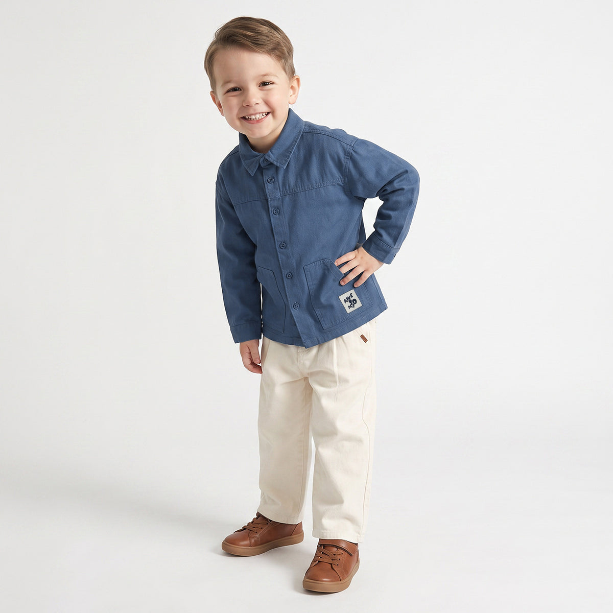 Juniors Long Sleeves Shirt with Patch Accent