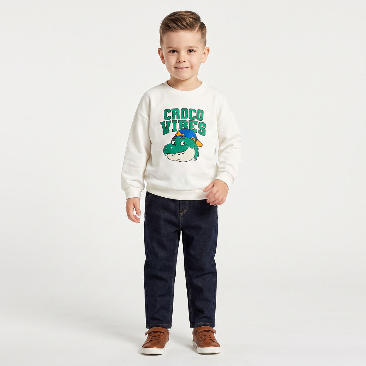 Juniors Graphic Print Sweatshirt with Ribbed Trim