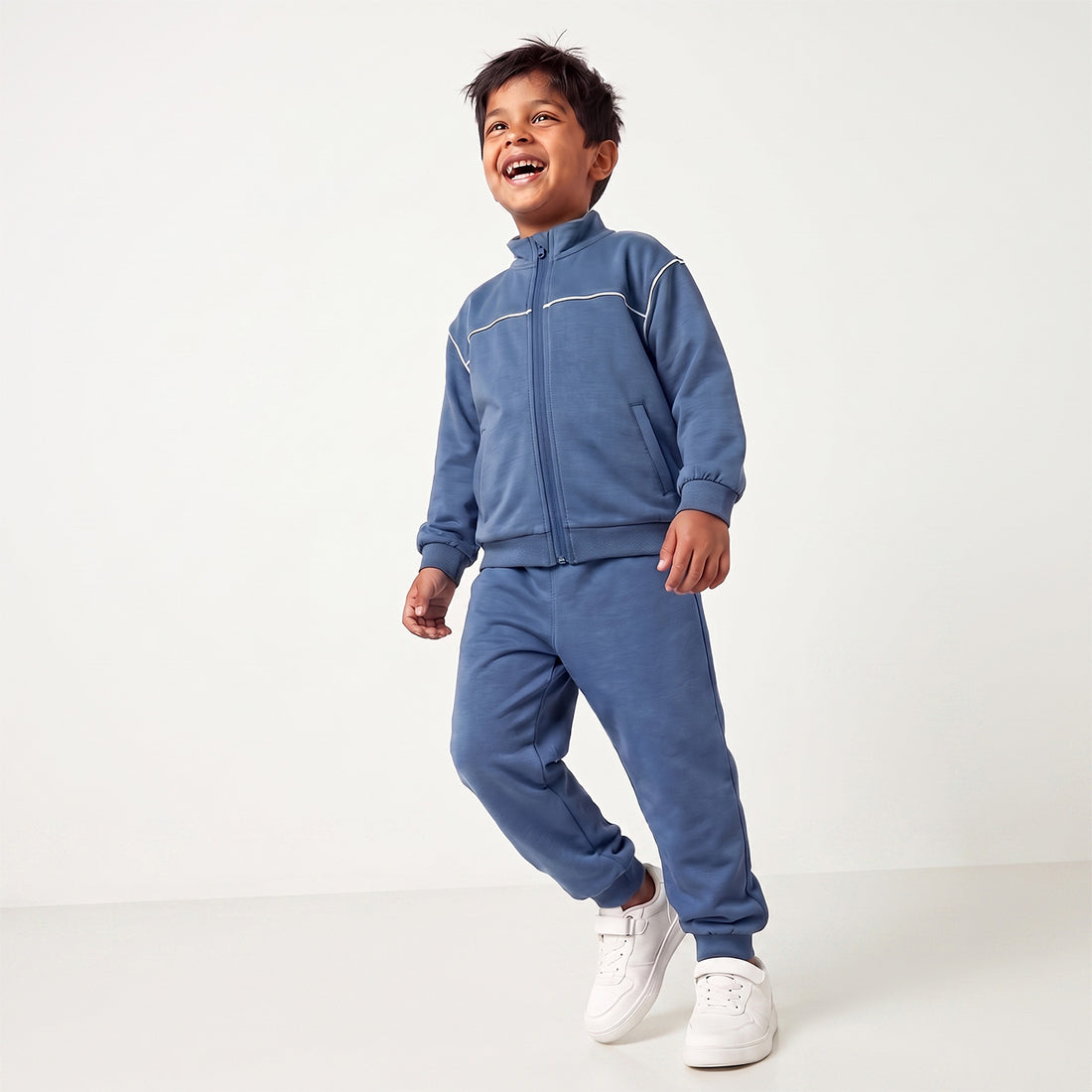 Juniors High Neck Long Sleeves Jacket and Joggers Set with Zip Closure