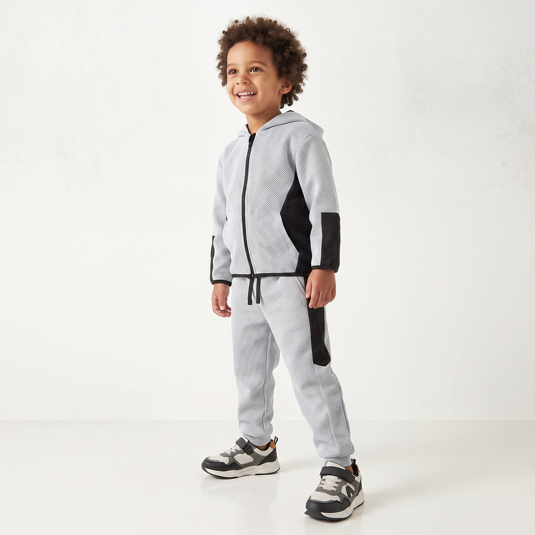 Juniors Hooded Neck Long Sleeves Jacket and Joggers Set with Kangaroo Pocket