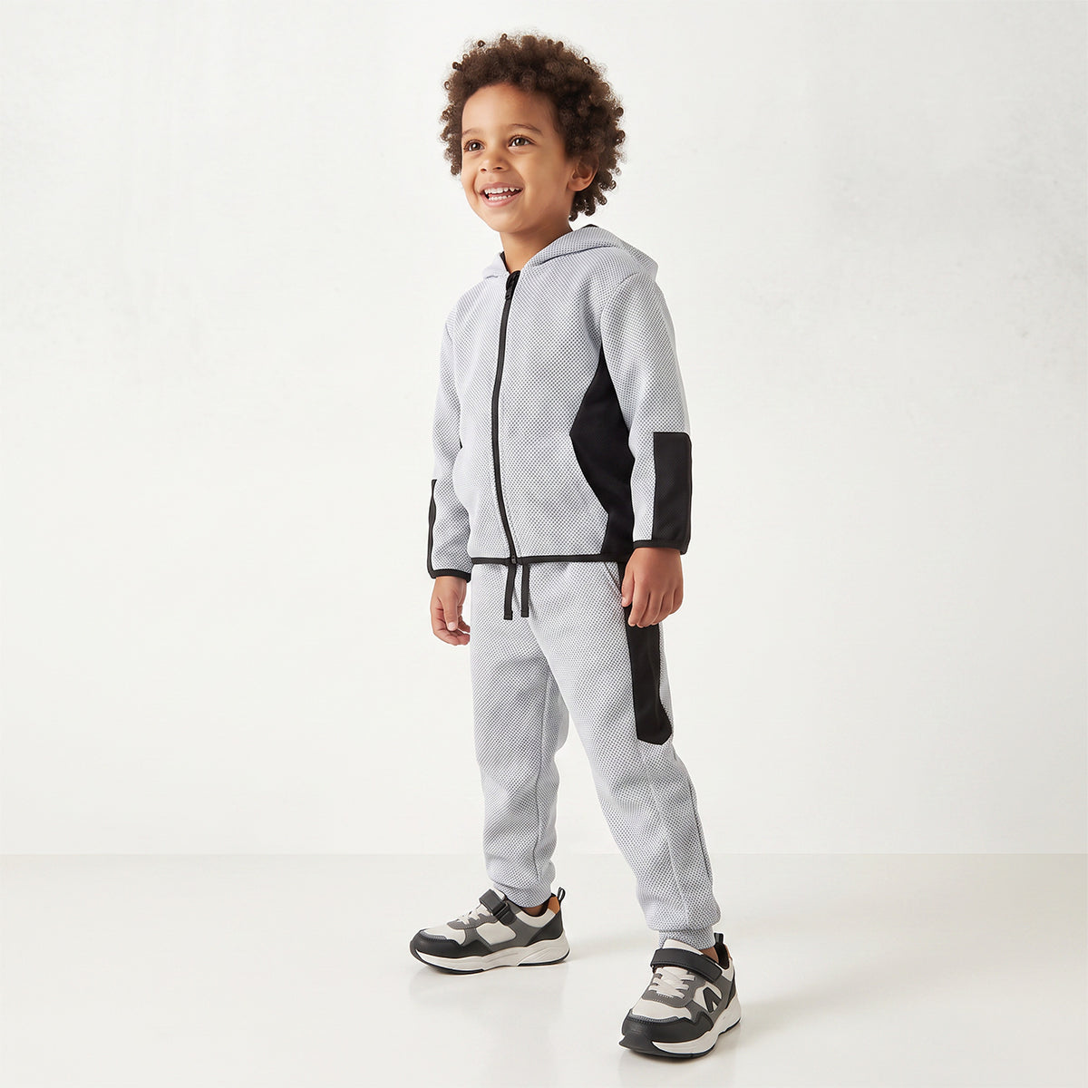 Juniors Hooded Neck Long Sleeves Jacket and Joggers Set with Kangaroo Pocket