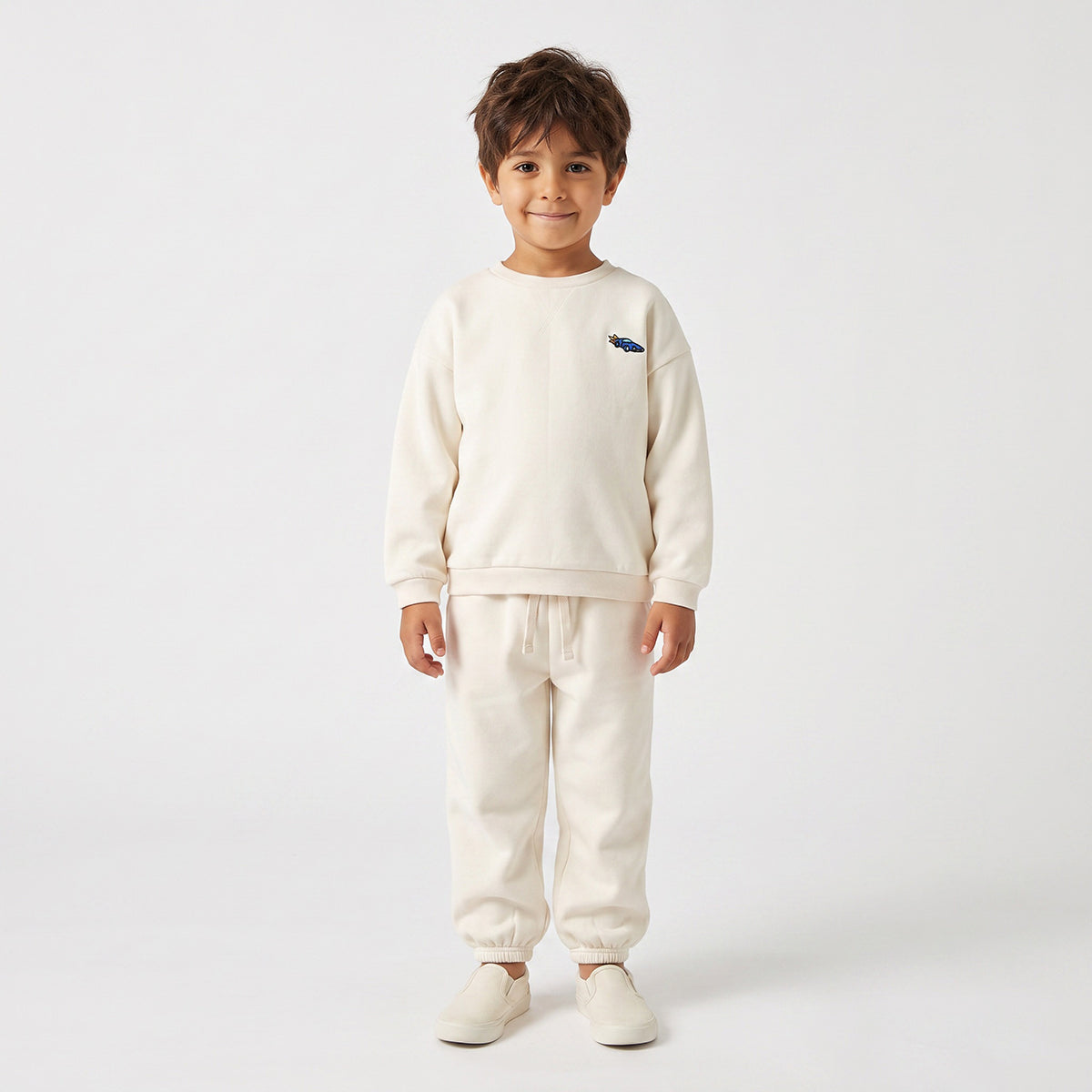 Juniors Crew Neck Long Sleeves Sweatshirt and Joggers Set with Embroidery
