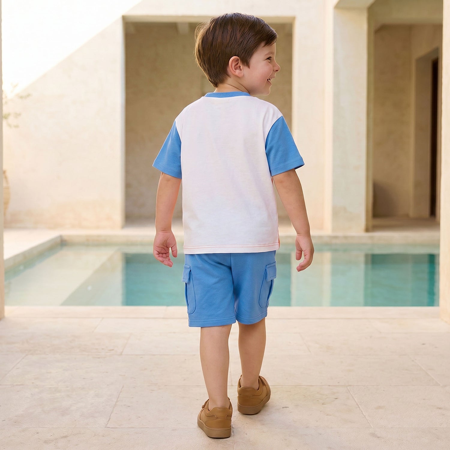 Juniors Crew Neck Short Sleeves T-shirt and Cargo Shorts Set with Colourblock Design