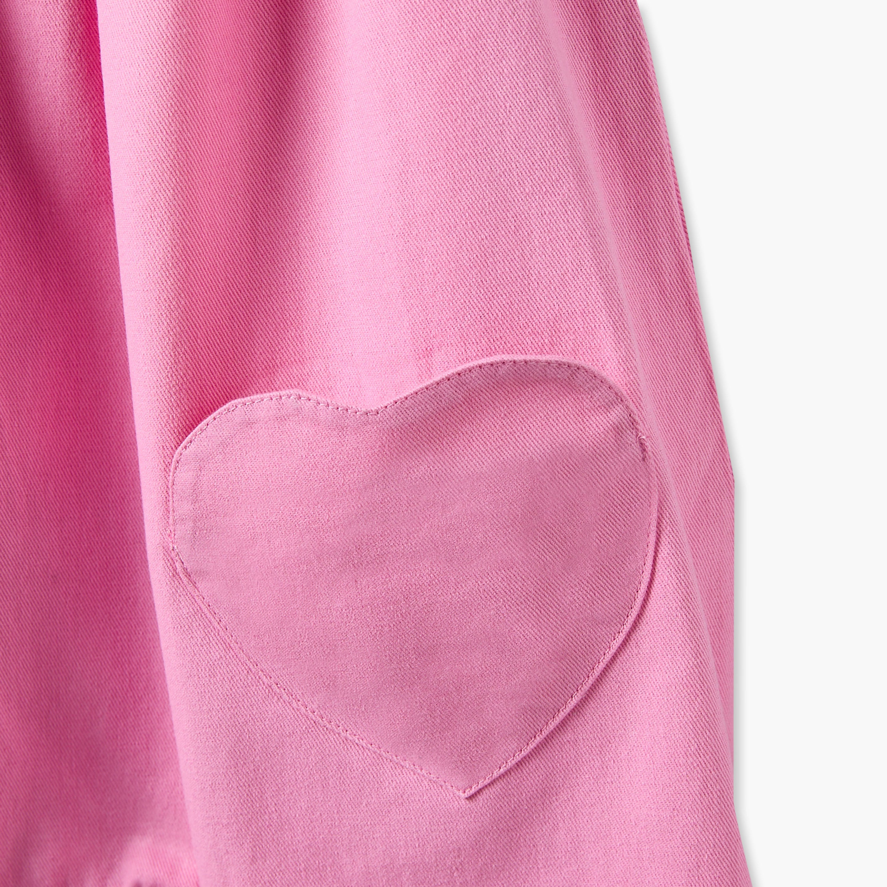 Juniors Peter Pan Collar Short Sleeves Top and Dungaree Set with Heart Pockets