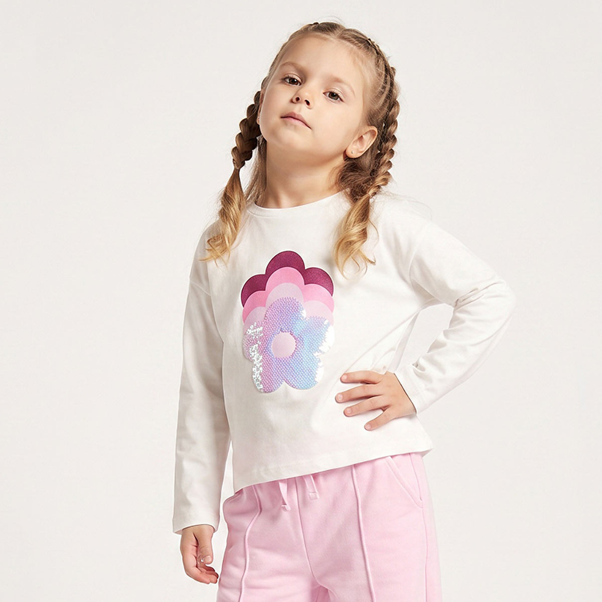 Juniors Crew Neck Long Sleeves T-shirt with Sequin Embellishment