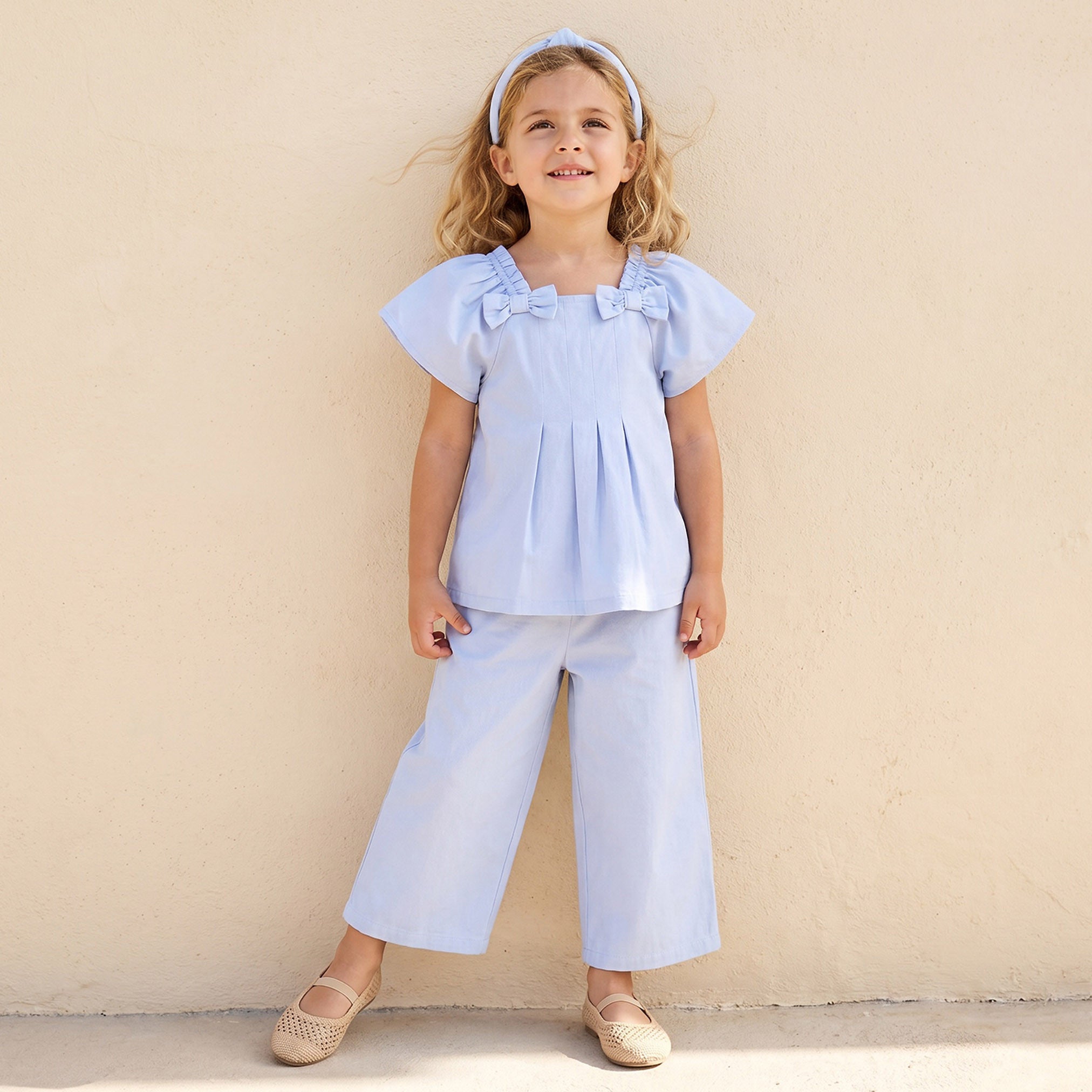 Juniors Square Neck Short Sleeves Peplum Top and Pants Set with Wavy Pattern