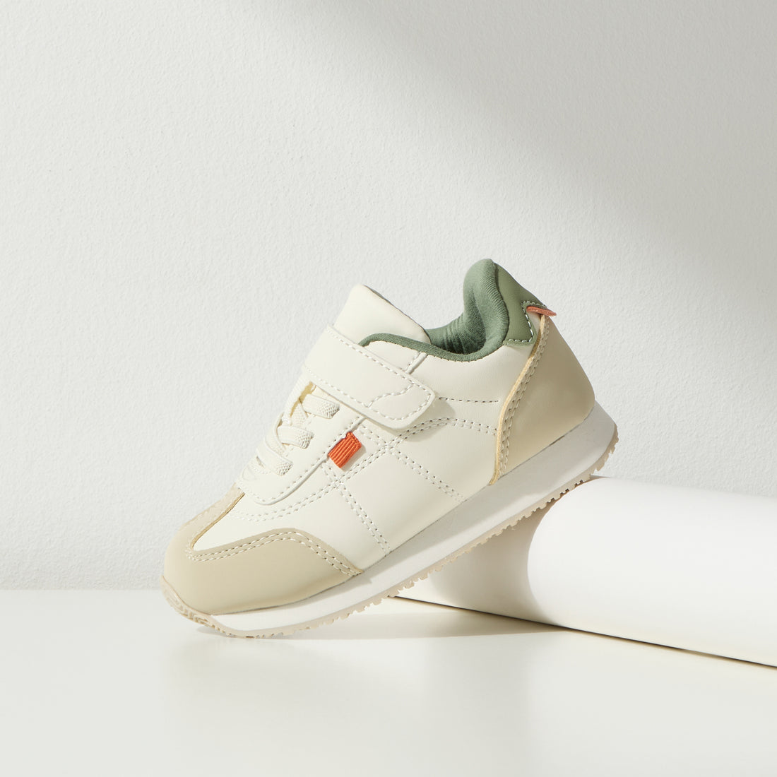 Colourblock Sneakers with Hook and Loop Closure - Cream / 20