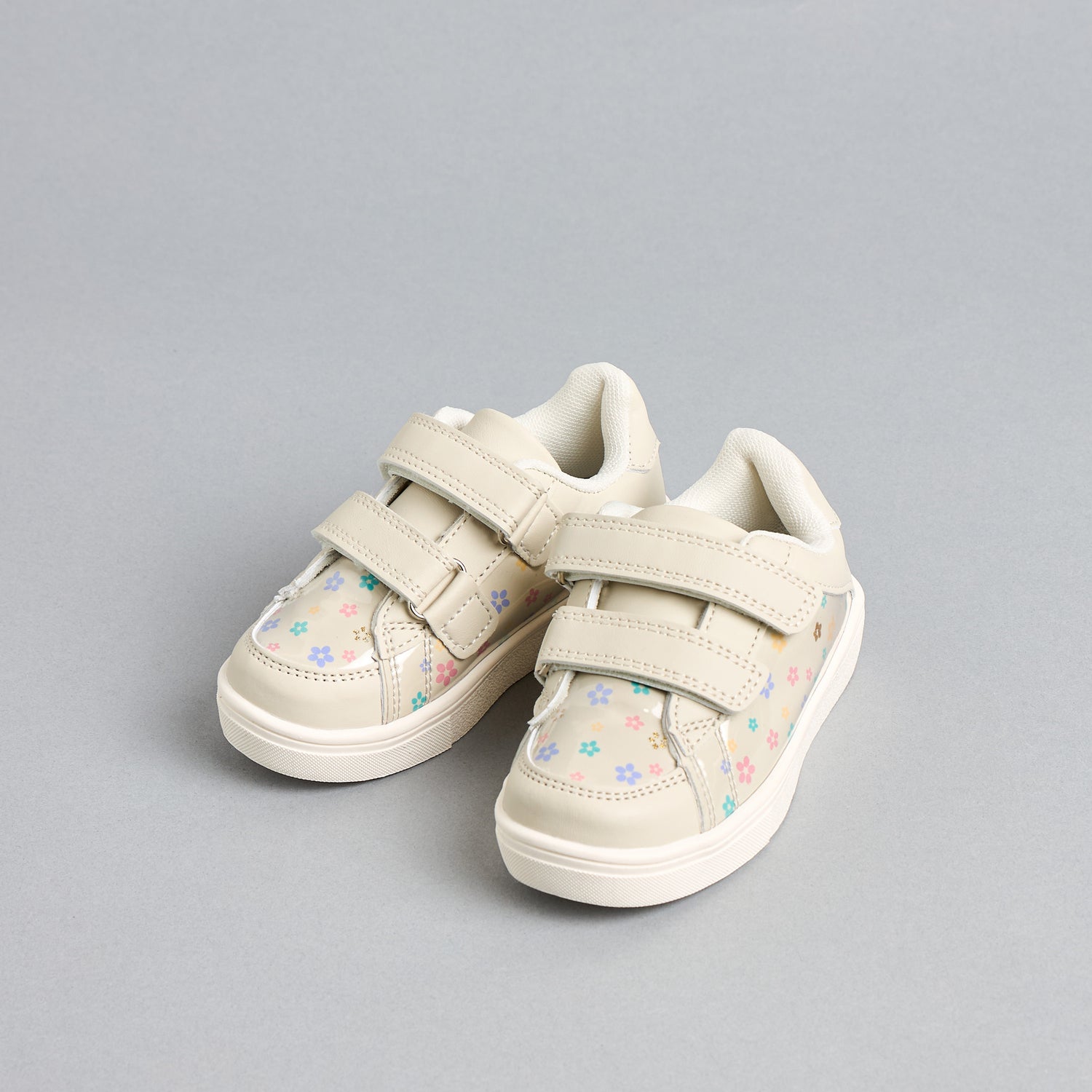 All-Over Floral Print Sport Shoes with Hook and Loop Closure