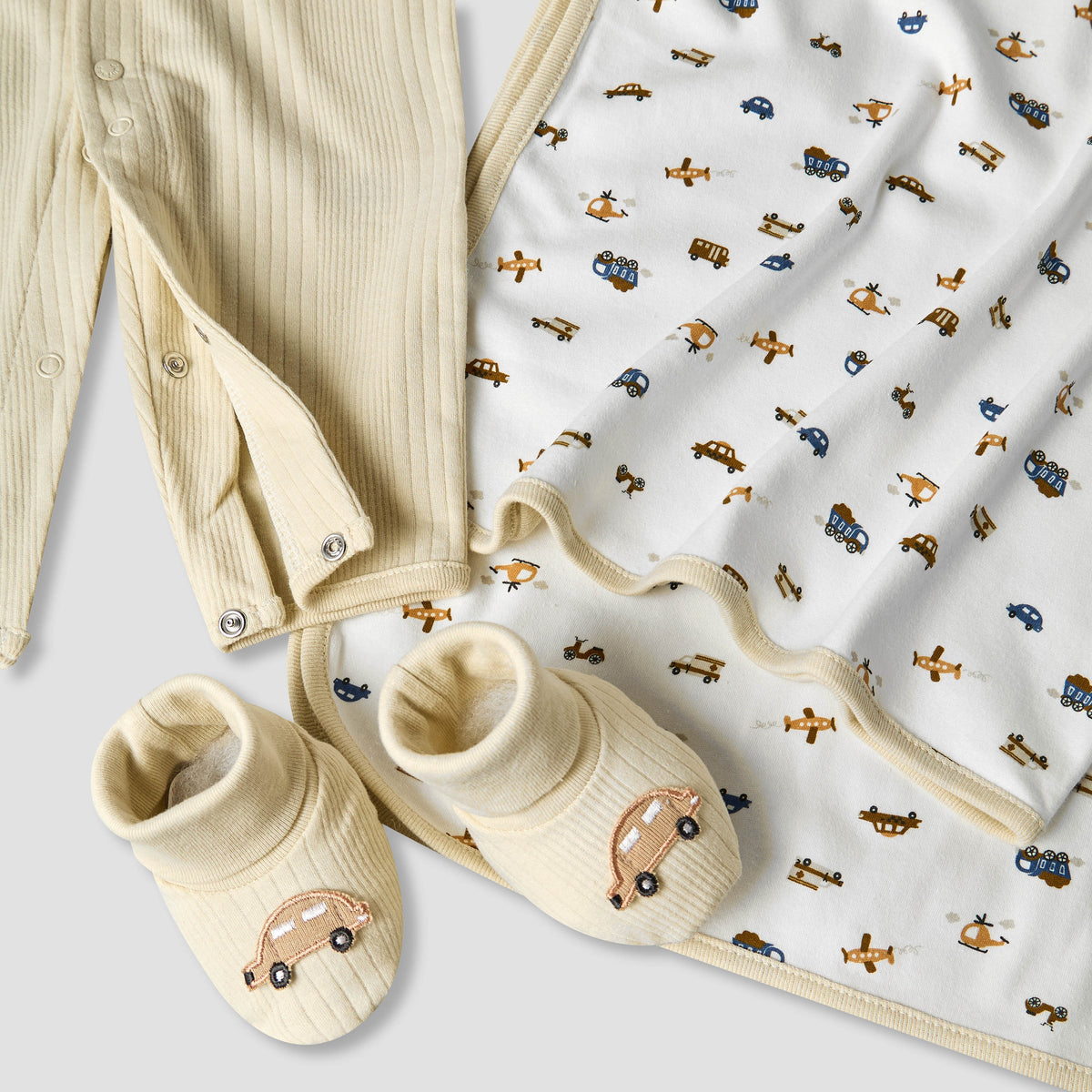 Set of 5 Juniors Clothing Gift Set with Vehicle Print
