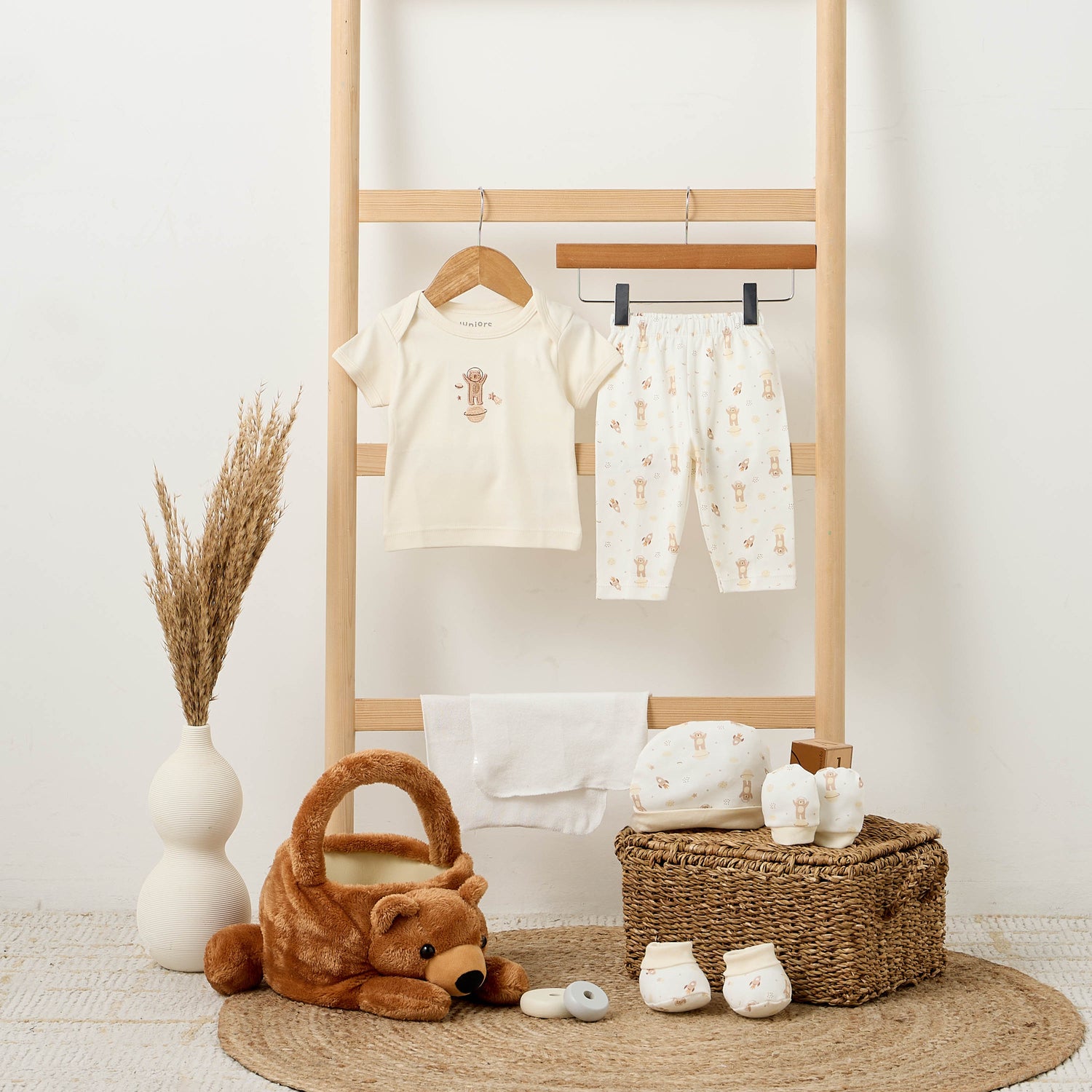 Set of 8 Juniors Clothing Gift Set with Teddy Bear Print