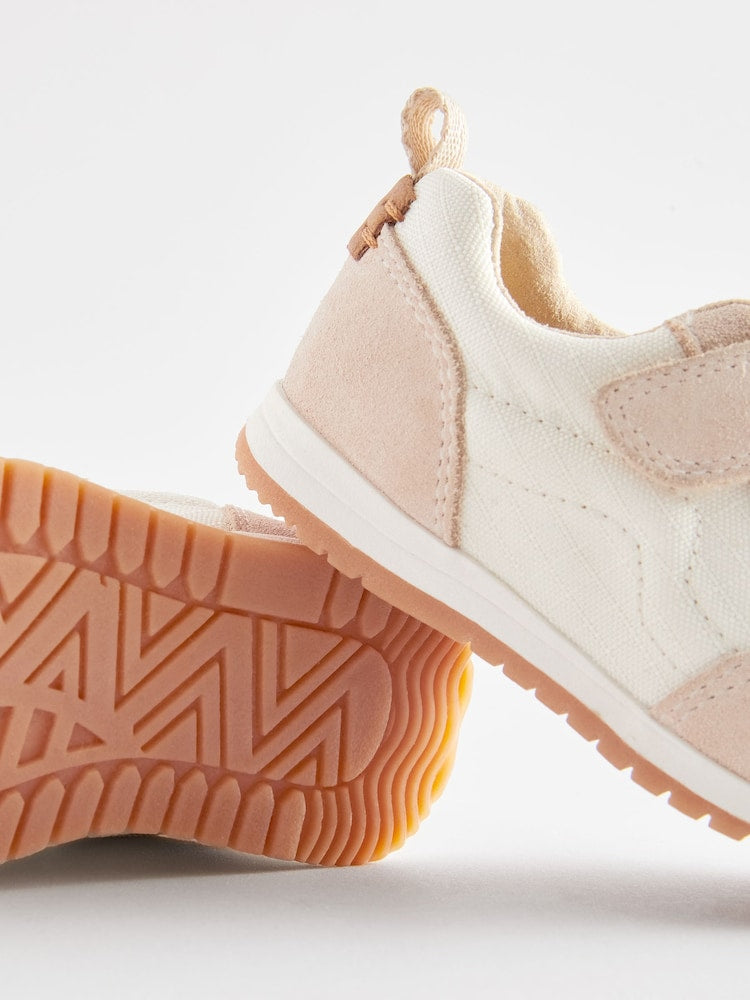 White Neutral Standard Fit (F) First Walker Trainers
